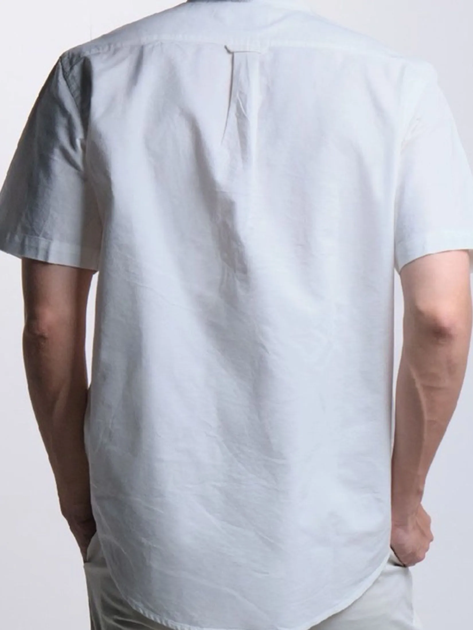 Era-won MEN'S OXFORD SHORT-SLEEVED MANDARIN COLLAR REGULAR FIT WHITE Era-won MEN'S OXFORD SHORT-SLEEVED MANDARIN COLLAR REGULAR FIT WHITE