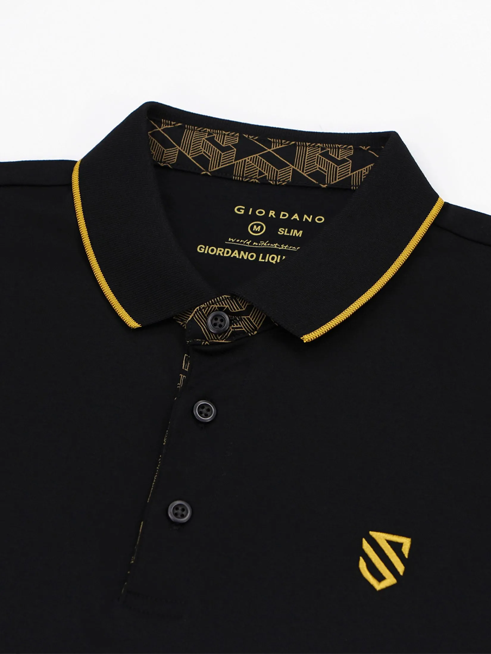 GIORDANO Men's Slim Liquid Touch Embroidery Polo (Supremacy) Black GIORDANO Men's Slim Liquid Touch Embroidery Polo (Supremacy) Black