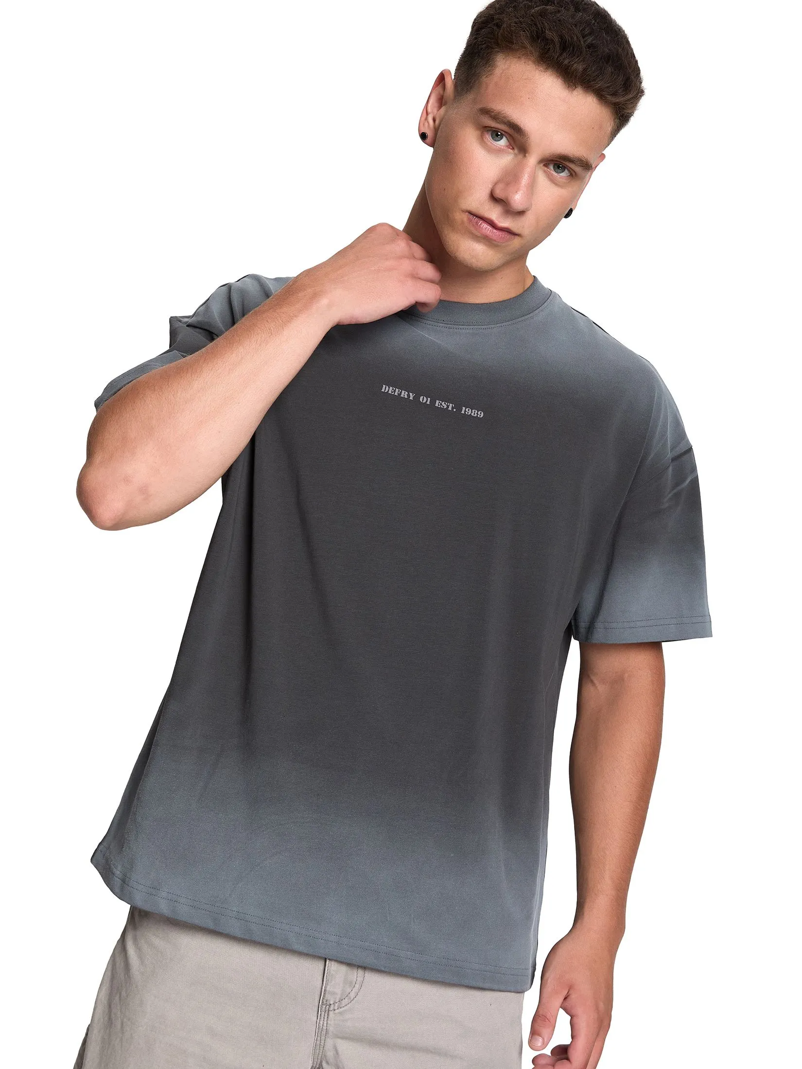 DEFRY 01 Men T-Shirt Short Sleeves Logo 2507RTSM068 Grey DEFRY 01 Men T-Shirt Short Sleeves Logo 2507RTSM068 Grey