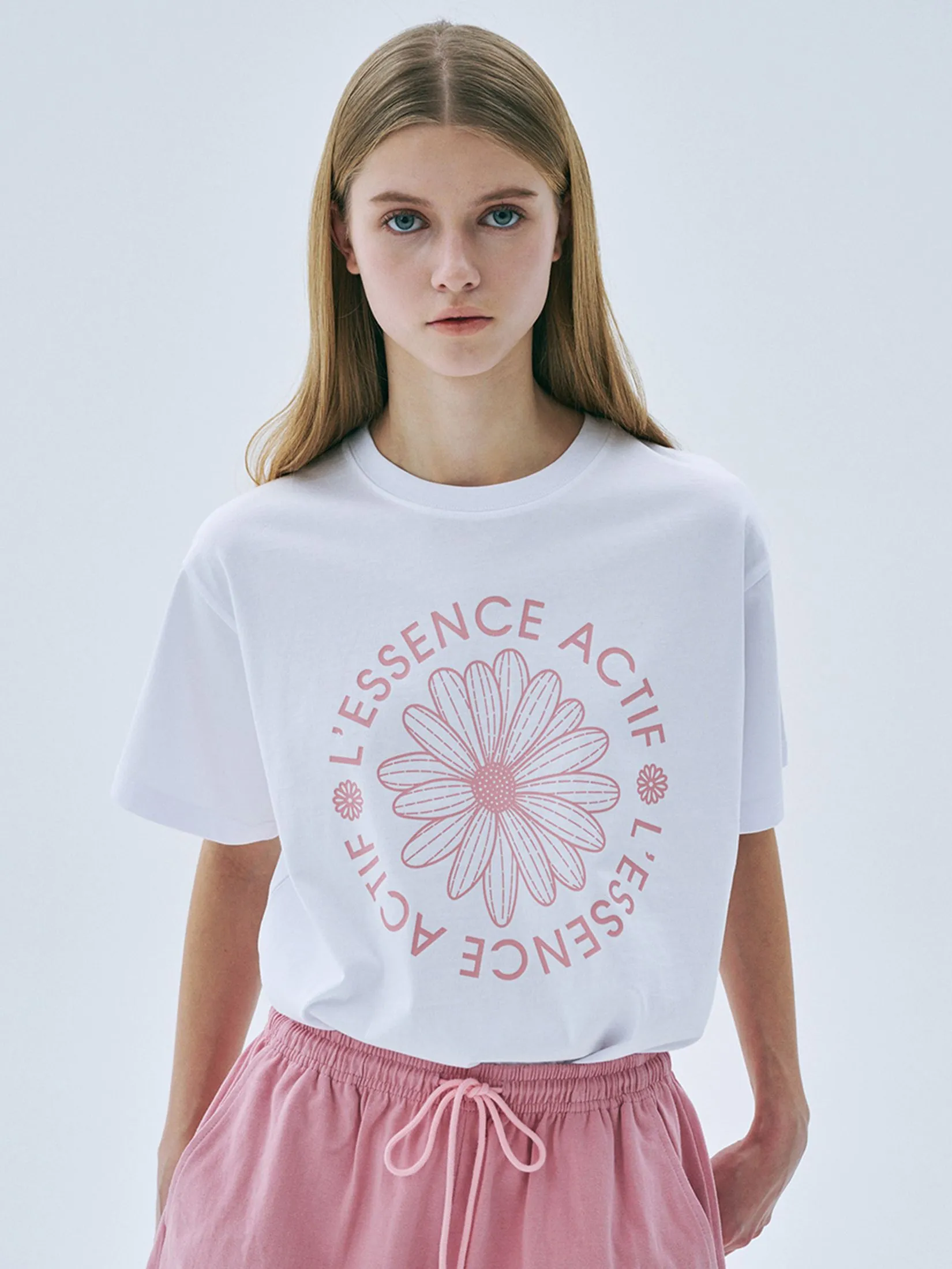 MARDI MERCREDI ACTIF T-Shirt Actif Emblem White Pink F MARDI MERCREDI ACTIF T-Shirt Actif Emblem White Pink F