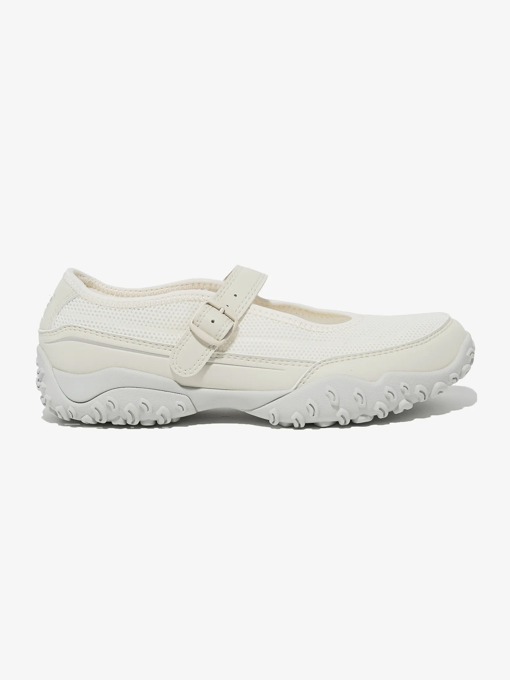 FILA UNISEX SNEAKER ECHAPPE MJ Model  1XM02376H - BEIGE FILA UNISEX SNEAKER ECHAPPE MJ Model  1XM02376H - BEIGE