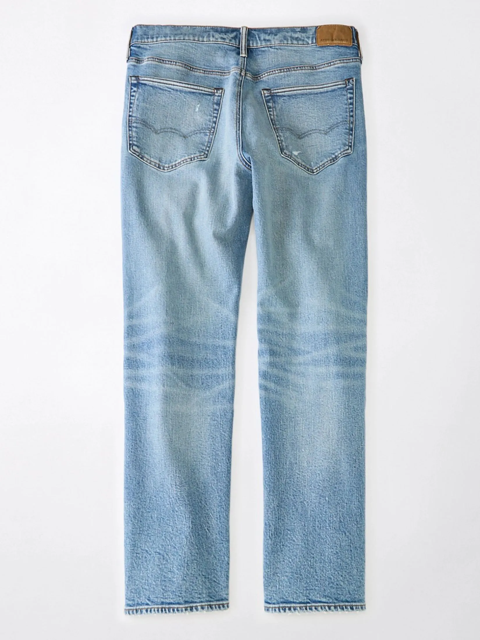 American Eagle MEN MEDIUM W/ DESTROY MENDING RELAXED STRAIGHT 414 BLUE STREET American Eagle MEN MEDIUM W/ DESTROY MENDING RELAXED STRAIGHT 414 BLUE STREET
