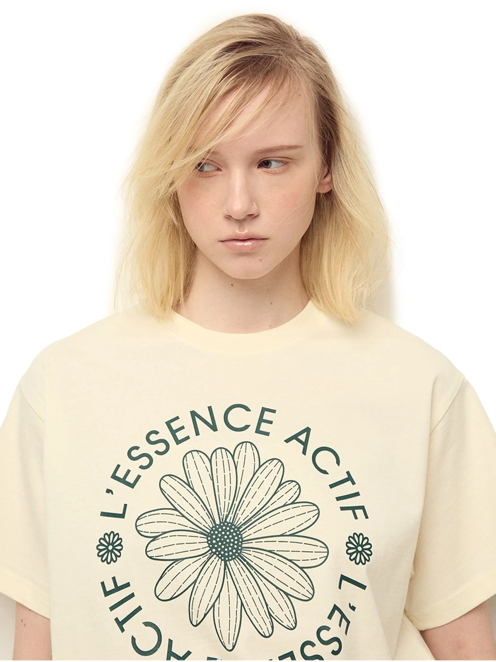 MARDI MERCREDI ACTIF T-Shirt Actif Emblem Cream Deep Green F MARDI MERCREDI ACTIF T-Shirt Actif Emblem Cream Deep Green F
