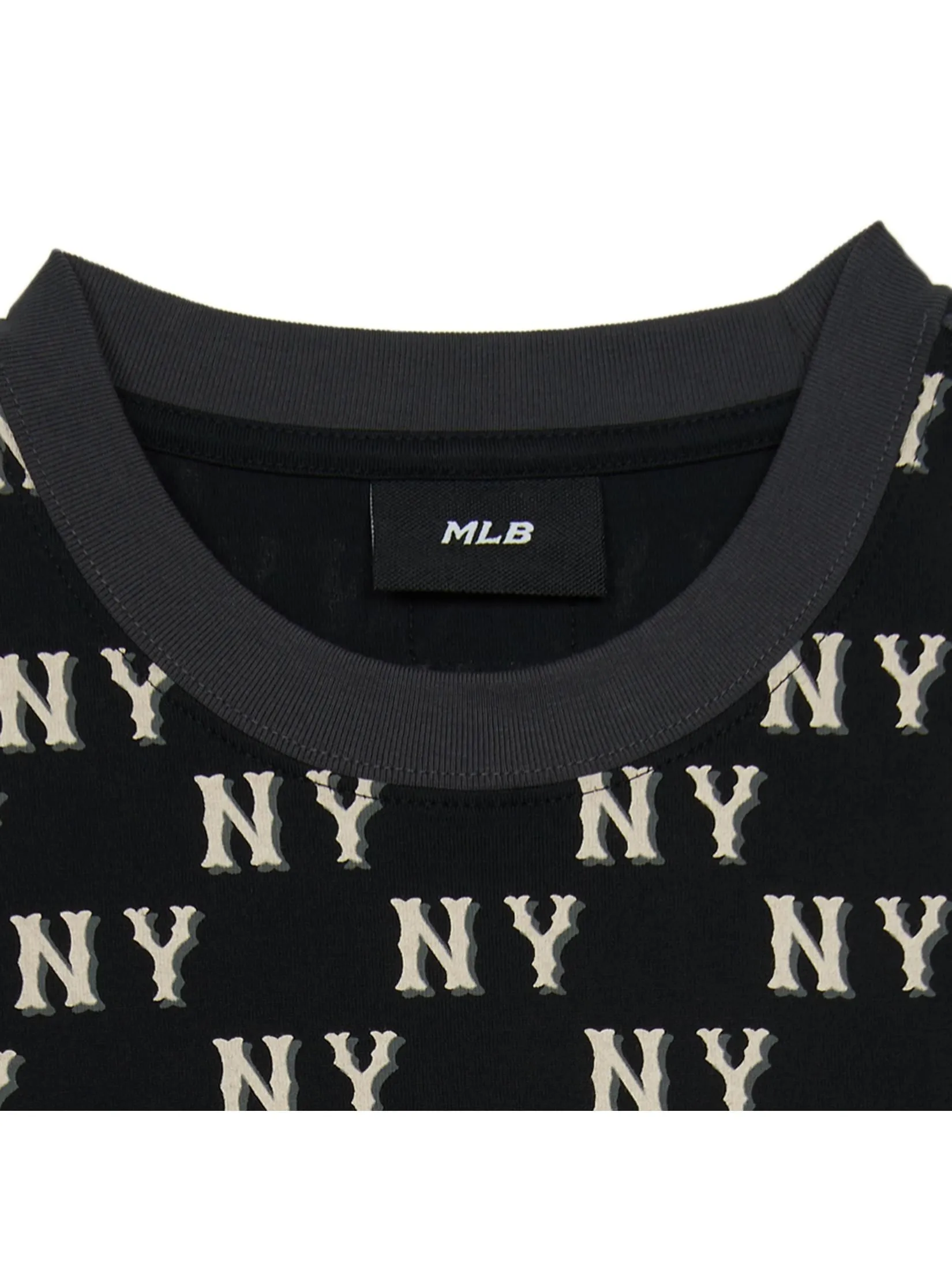 MLB Unisex Classic Monogram Sportive All-Over Print Oversized-Fit T-Shirt Model 3ATSM0553 50BKS Black MLB Unisex Classic Monogram Sportive All-Over Print Oversized-Fit T-Shirt Model 3ATSM0553 50BKS Black