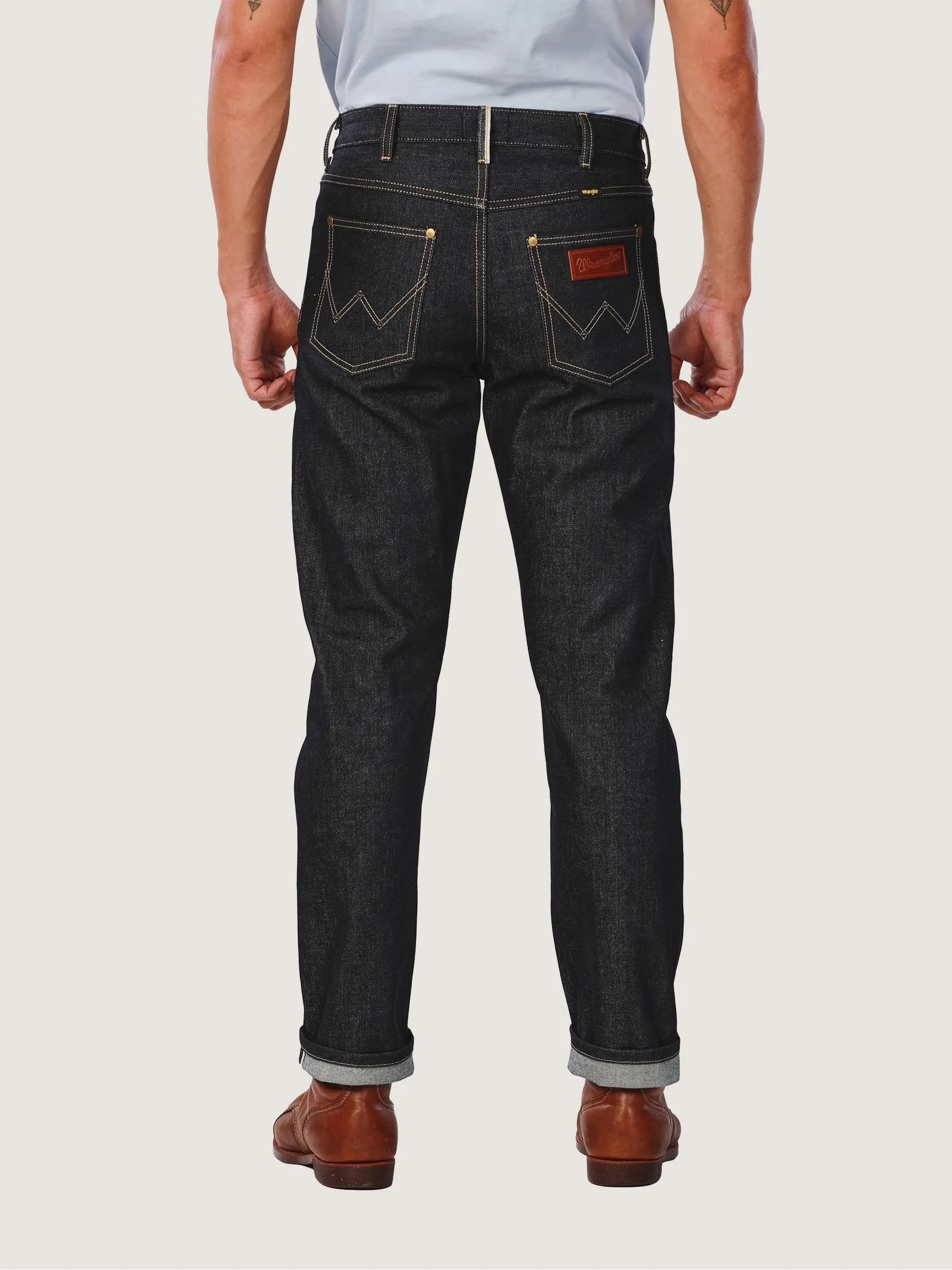 WRANGLER Men's Jeans (Gold Selvedge) Everyday with Wrangler Collection Mid 13MWZ Fit Raw Denim WRANGLER Men's Jeans (Gold Selvedge) Everyday with Wrangler Collection Mid 13MWZ Fit Raw Denim