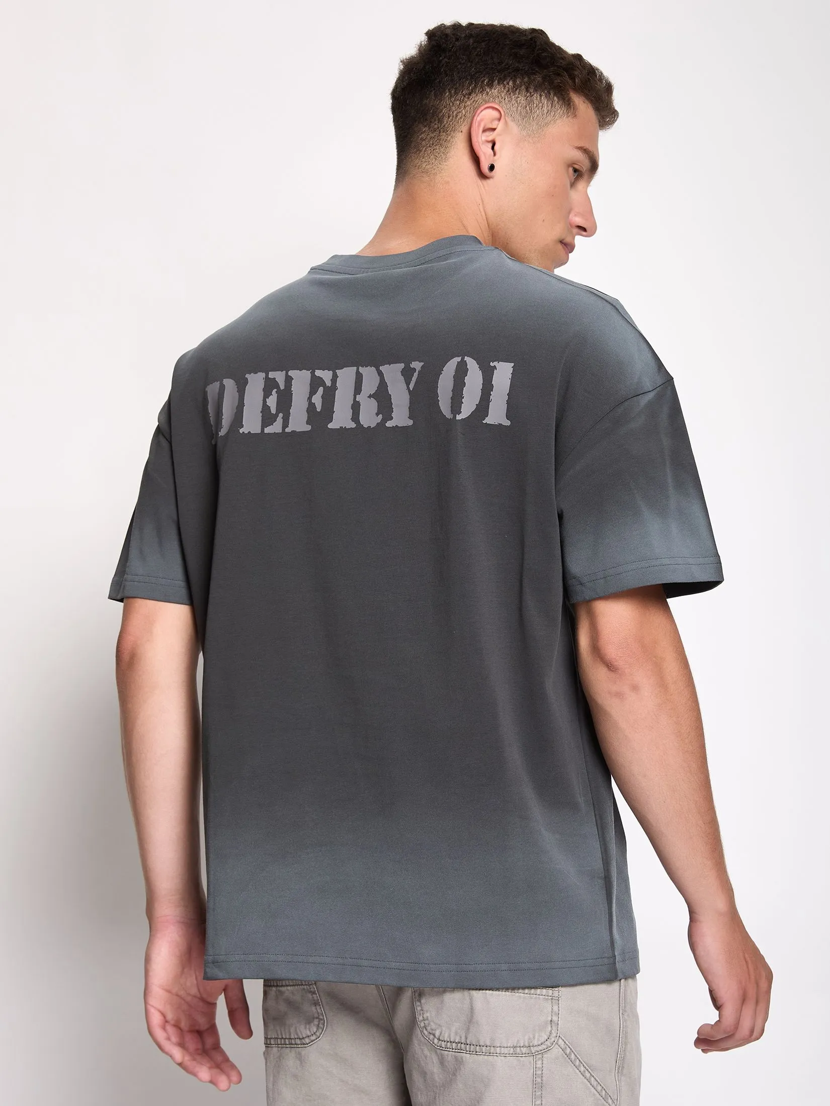 DEFRY 01 Men T-Shirt Short Sleeves Logo 2507RTSM068 Grey DEFRY 01 Men T-Shirt Short Sleeves Logo 2507RTSM068 Grey