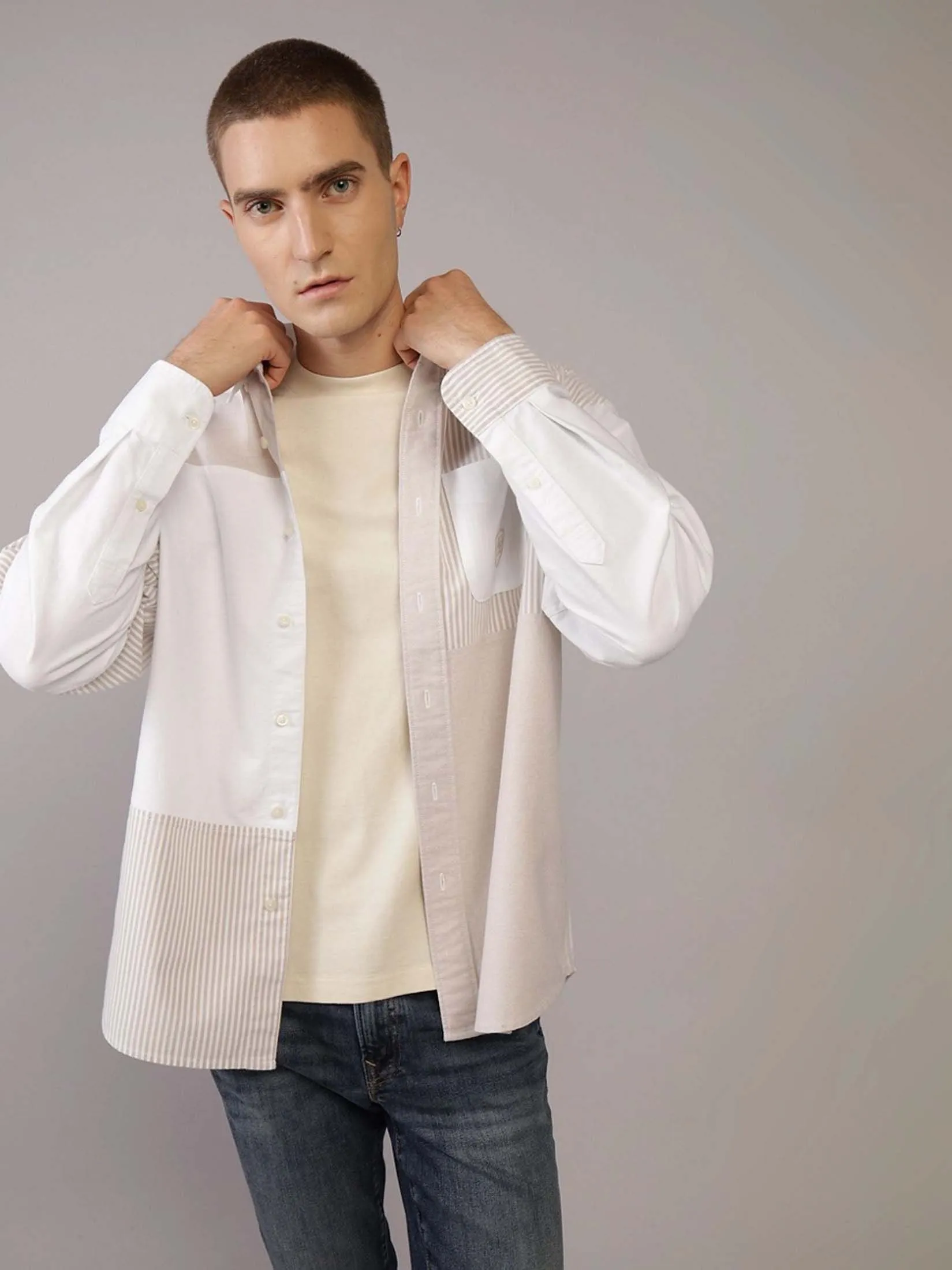 American Eagle MEN OVERSIZED BD COLORBLOCK OXFORD 212 KHAKI American Eagle MEN OVERSIZED BD COLORBLOCK OXFORD 212 KHAKI