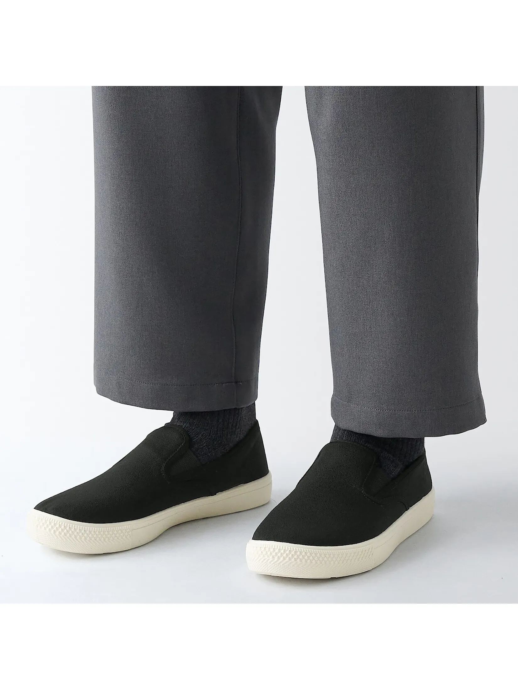 MUJI Men Slip-On Sneakers Less Tiring Black MUJI Men Slip-On Sneakers Less Tiring Black