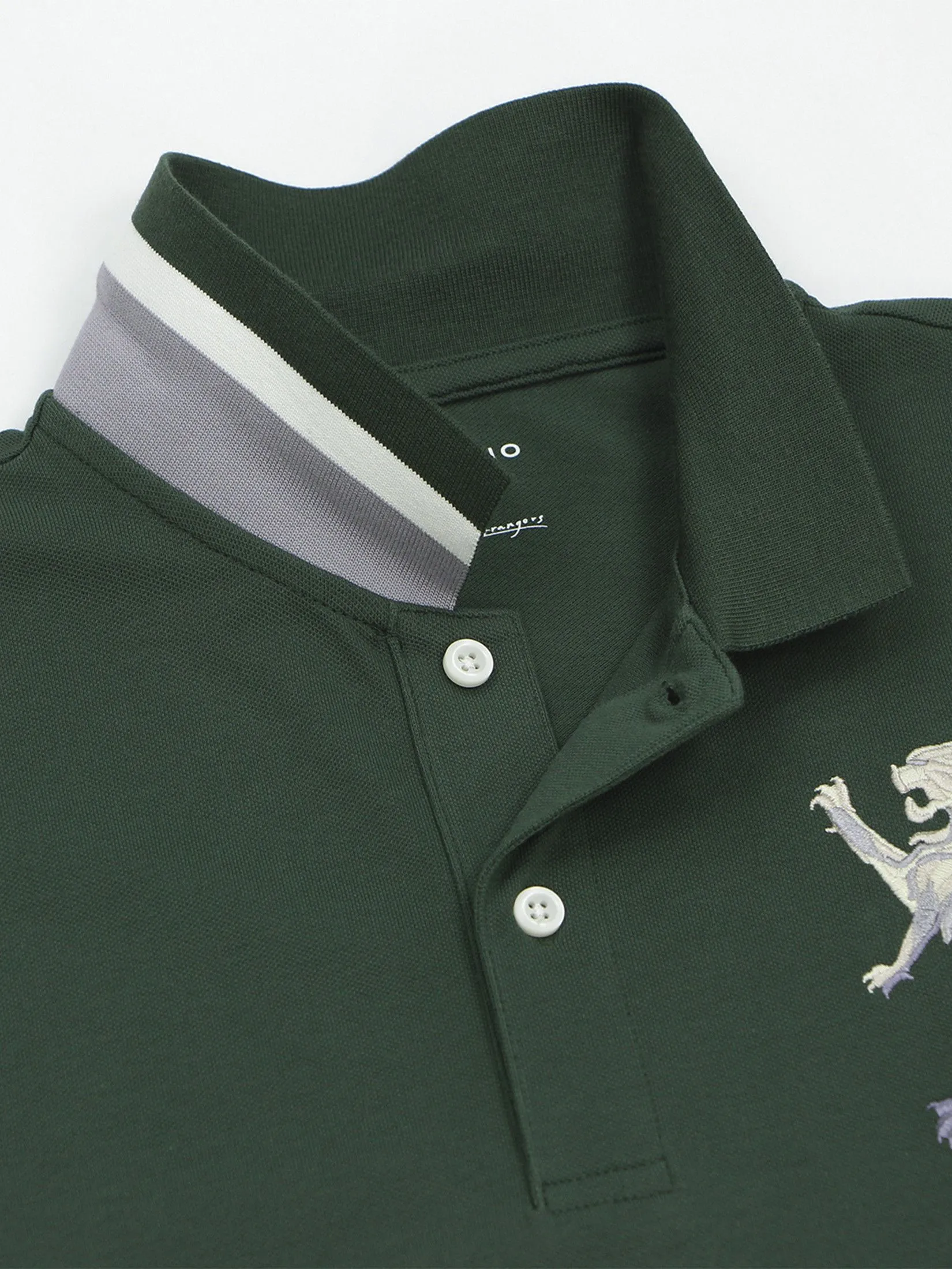 GIORDANO Men's Lycra Pique Embroidery Polo (3D Lion) Sycamore Green GIORDANO Men's Lycra Pique Embroidery Polo (3D Lion) Sycamore Green