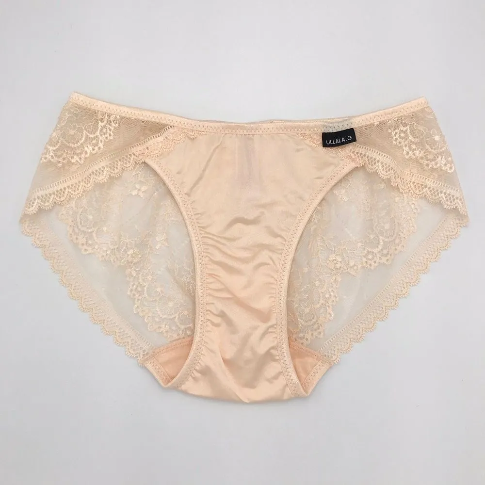 SKINN INTIMATE Cream Color Low Waist Panty (Made in Korea) SKINN INTIMATE Cream Color Low Waist Panty (Made in Korea)