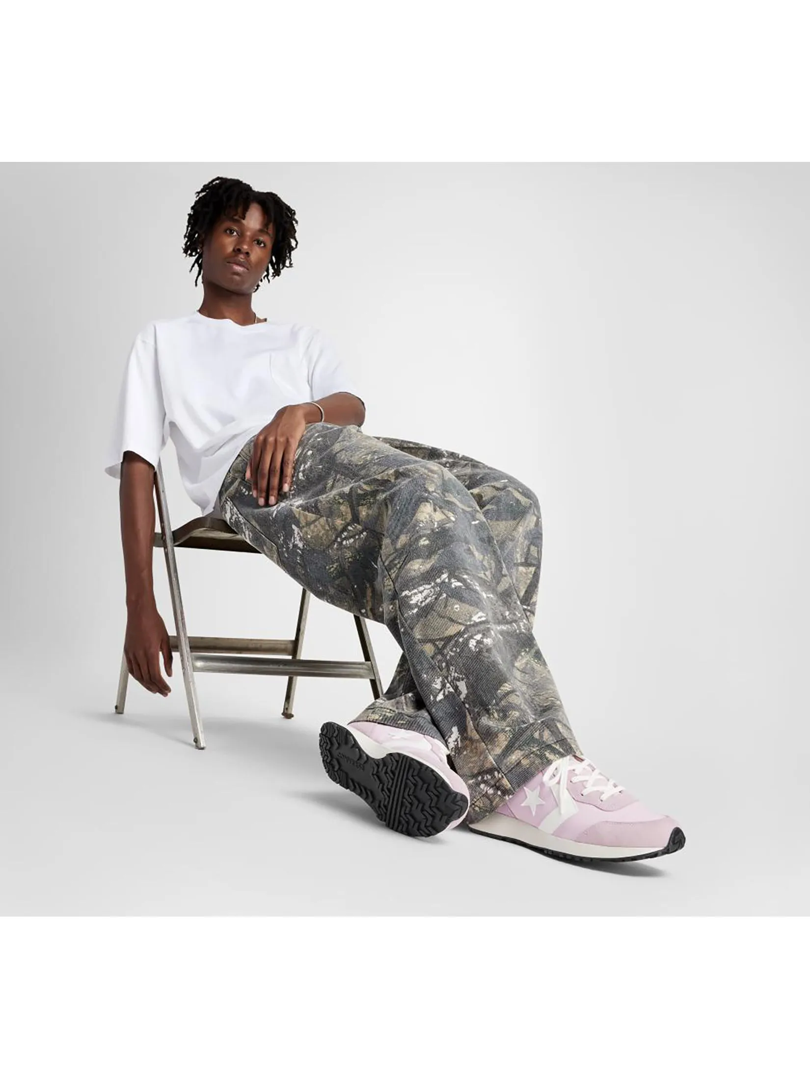 CONVERSE Women Sneakers Converse Omega Trainer Seasonal Color OX Pink/White CONVERSE Women Sneakers Converse Omega Trainer Seasonal Color OX Pink/White
