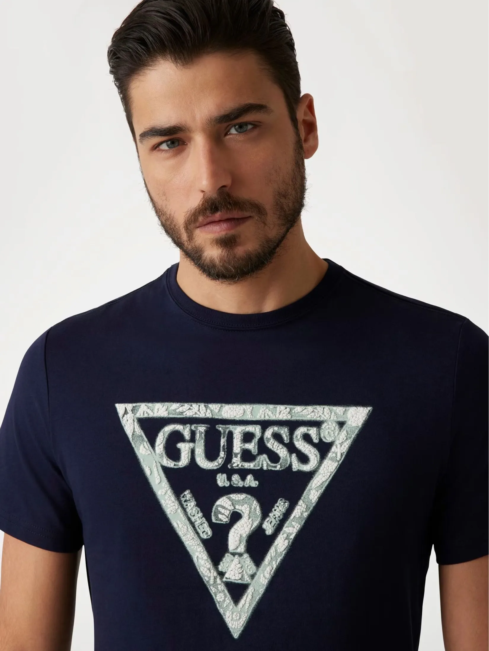 GUESS GUESS MEN  T-Shirt  M5GI06I3Z14  -  Blue GUESS GUESS MEN  T-Shirt  M5GI06I3Z14  -  Blue