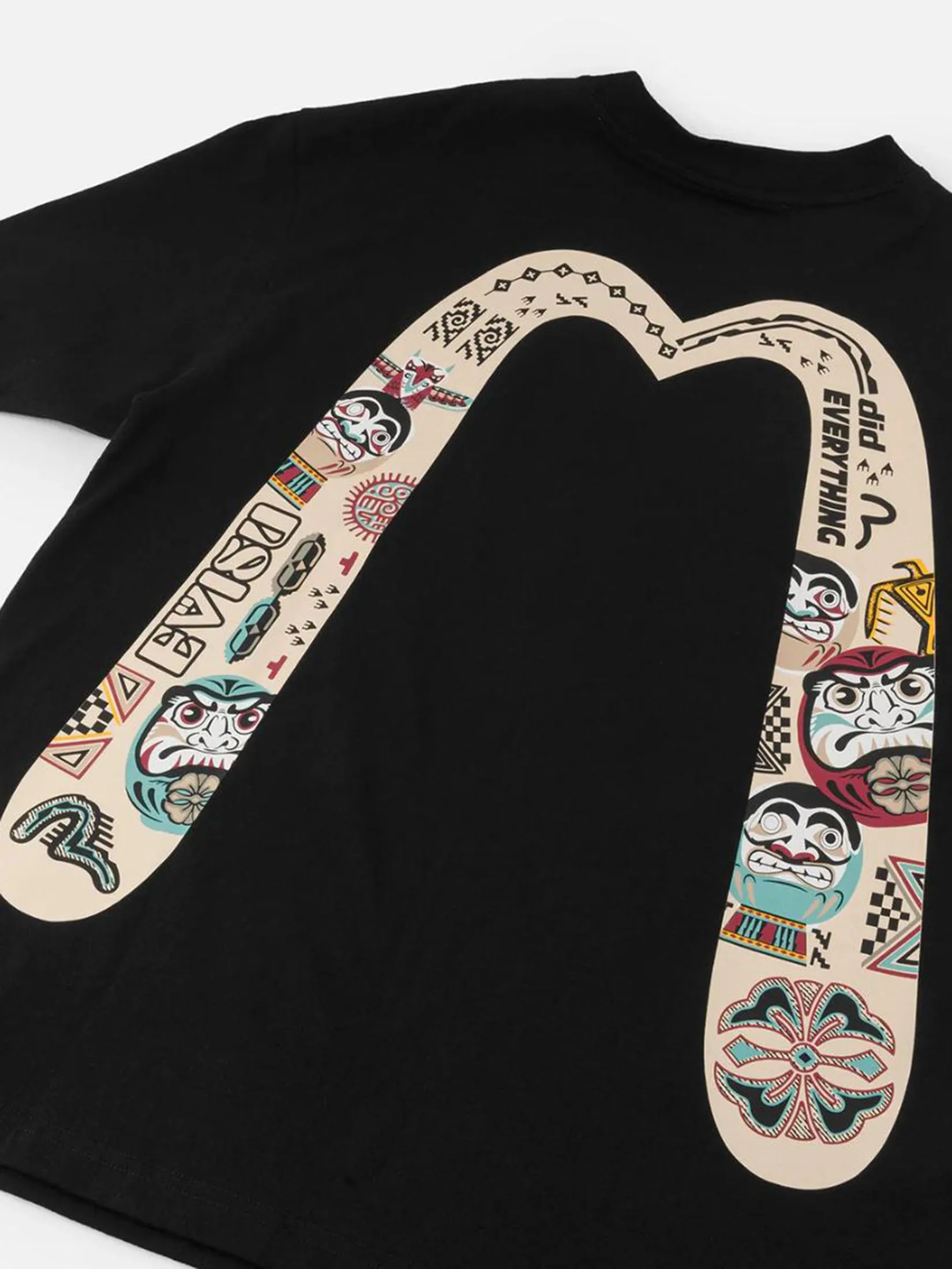 EVISU Men T-Shirt Slogan and Totem Daicock Print Relax Fit Black EVISU Men T-Shirt Slogan and Totem Daicock Print Relax Fit Black
