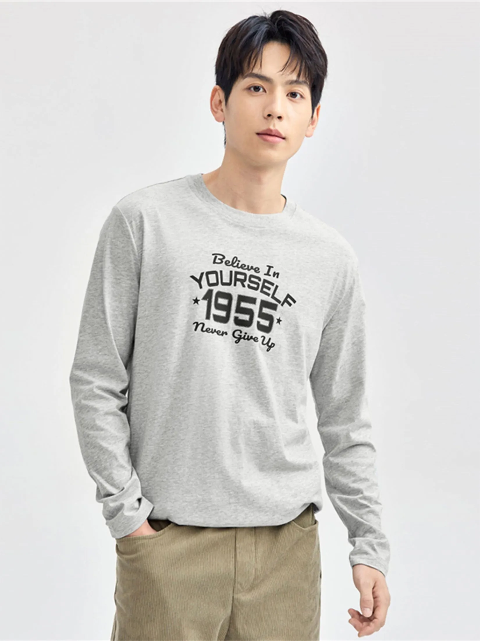 GIORDANO Beau Monde | Men's Cotton Long Sleeve Printed Tee (Online Exclusive) Light Grey GIORDANO Beau Monde | Men's Cotton Long Sleeve Printed Tee (Online Exclusive) Light Grey