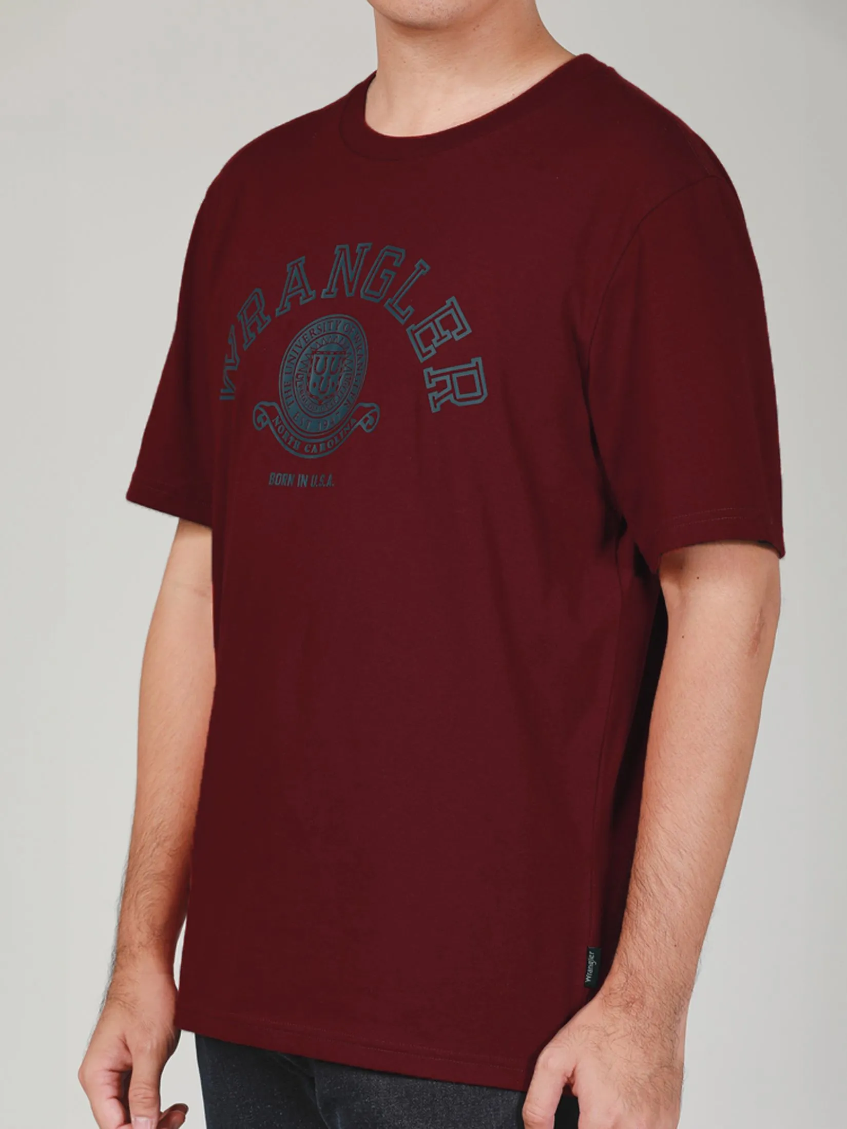 WRANGLER Men's Tee Short Sleeve Regular Fit Red WRANGLER Men's Tee Short Sleeve Regular Fit Red