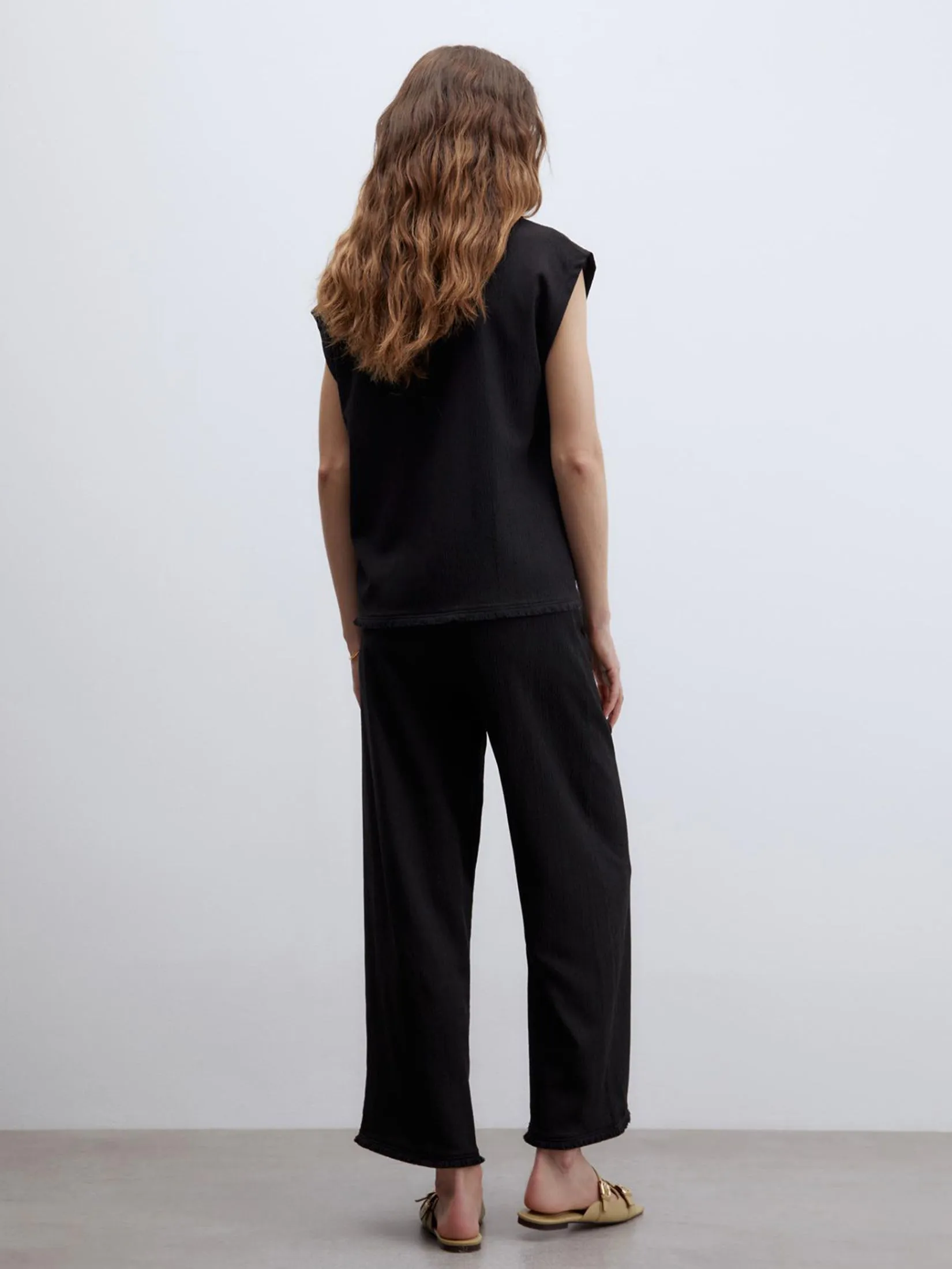 SFERA Women Trousers Wide Leg Fringe SFERA Women Trousers Wide Leg Fringe