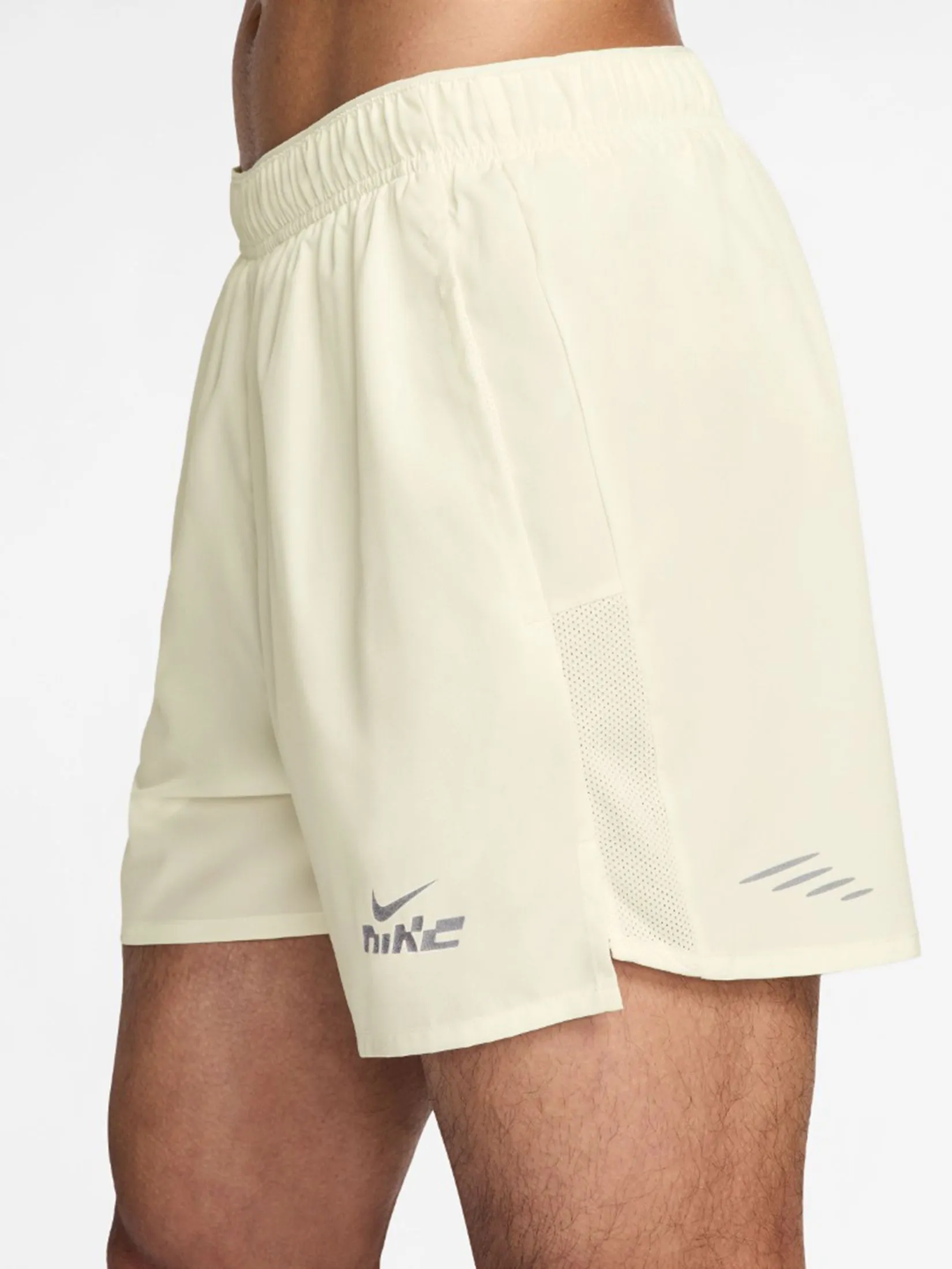NIKE Men Shorts Challenger Flash Dri-Fit 5" Brief-Lined Sail/Sail/Sail/Reflective Silv NIKE Men Shorts Challenger Flash Dri-Fit 5" Brief-Lined Sail/Sail/Sail/Reflective Silv