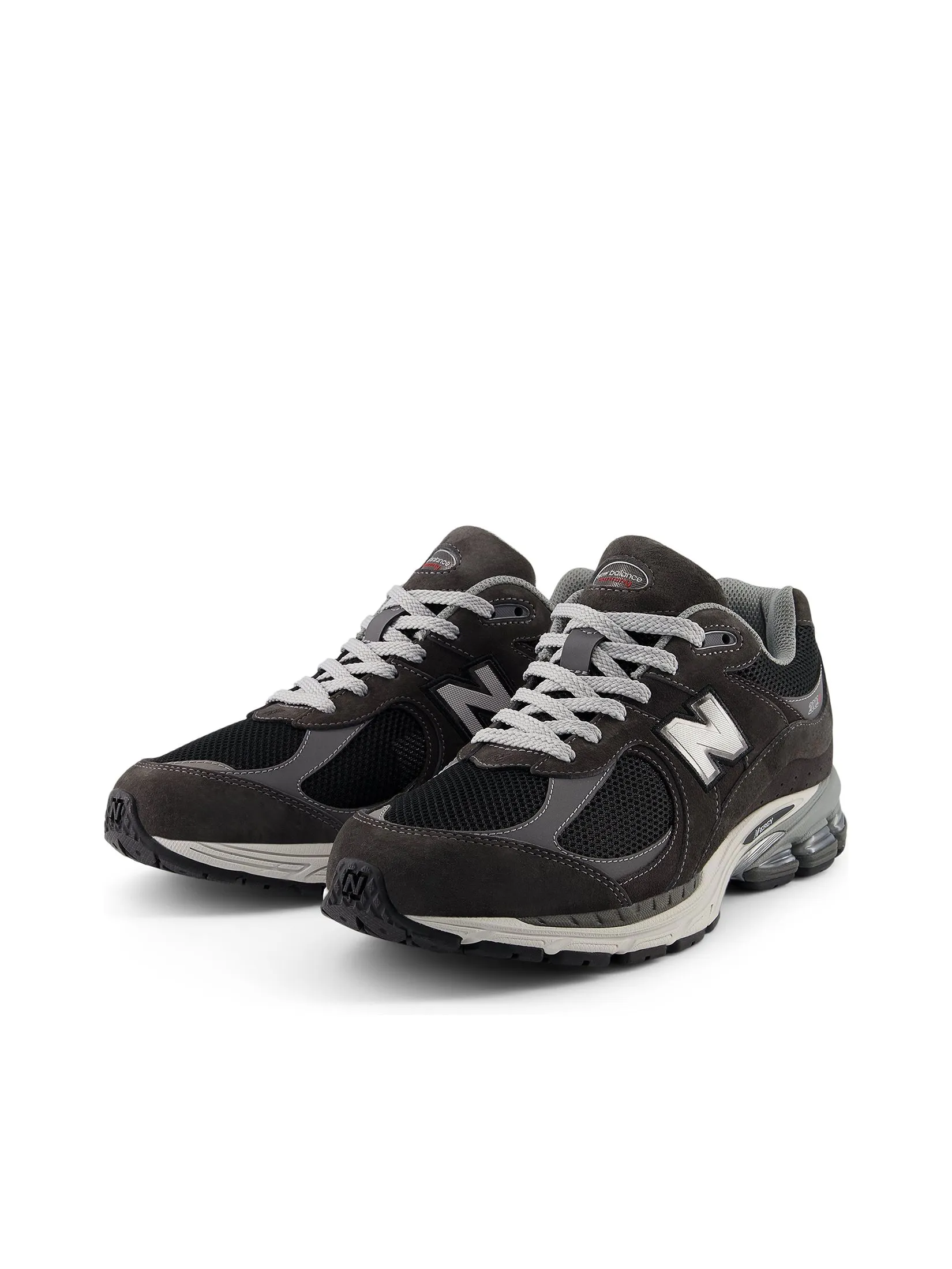 NEW BALANCE Men Sneakers 2002R Black Cement NEW BALANCE Men Sneakers 2002R Black Cement