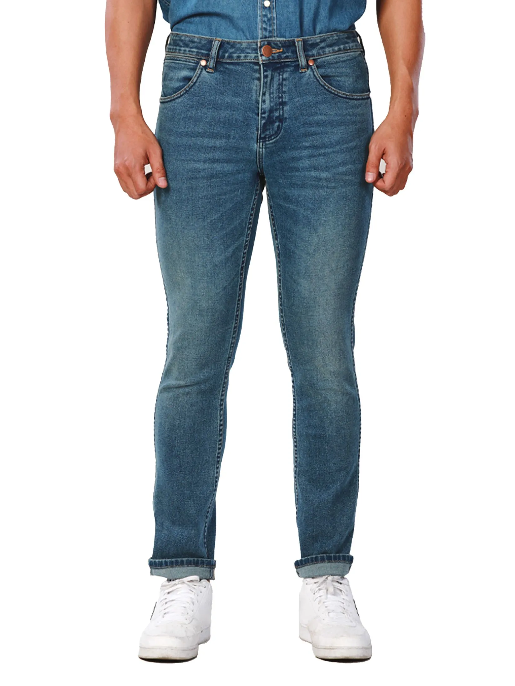 WRANGLER Men's Jeans Everyday with Wrangler Collection Mid Vegas Fit Mid Indigo WRANGLER Men's Jeans Everyday with Wrangler Collection Mid Vegas Fit Mid Indigo