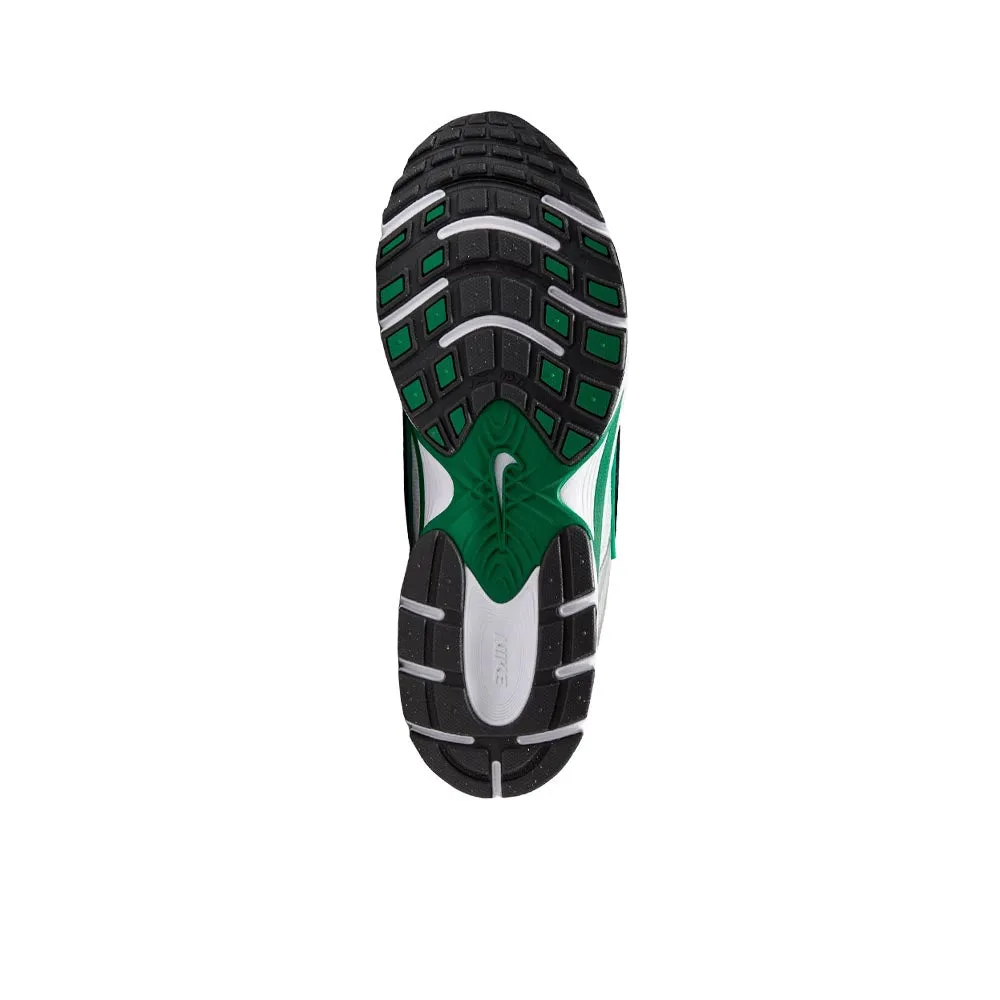 NIKE Men Casual Shoes V5 RNR White - NI083SH535EKTH NIKE Men Casual Shoes V5 RNR White - NI083SH535EKTH