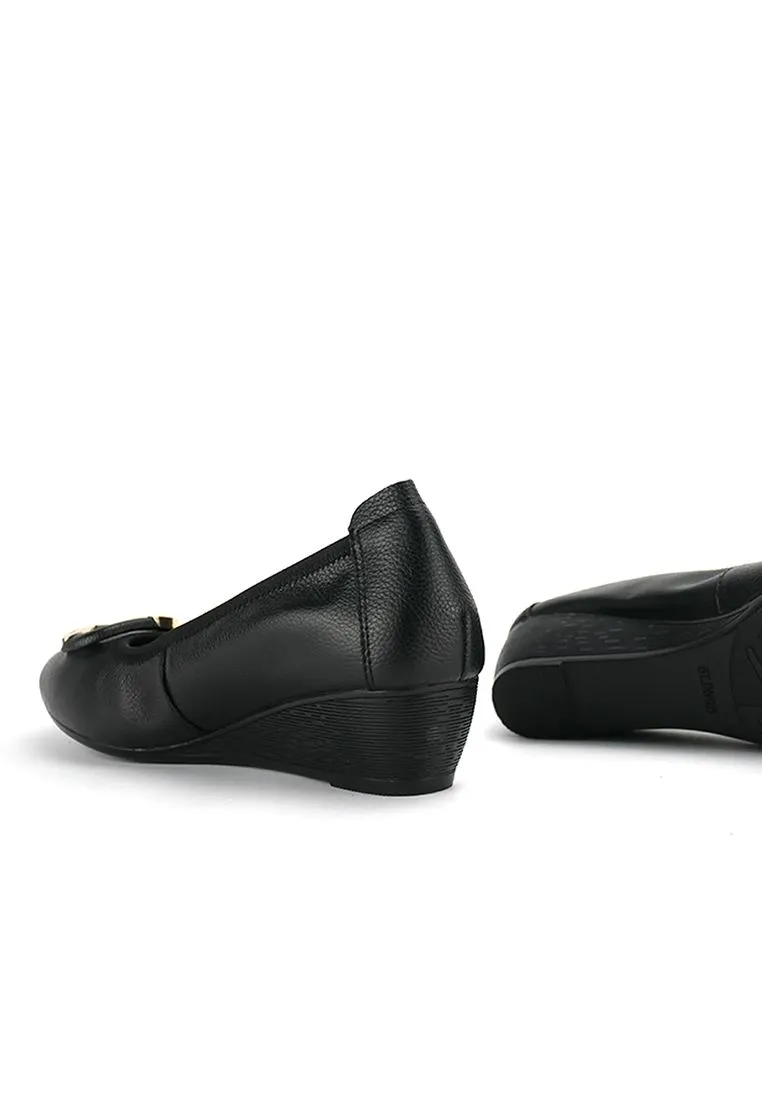 ST.JAMES Black Wedges Lily ST.JAMES Black Wedges Lily