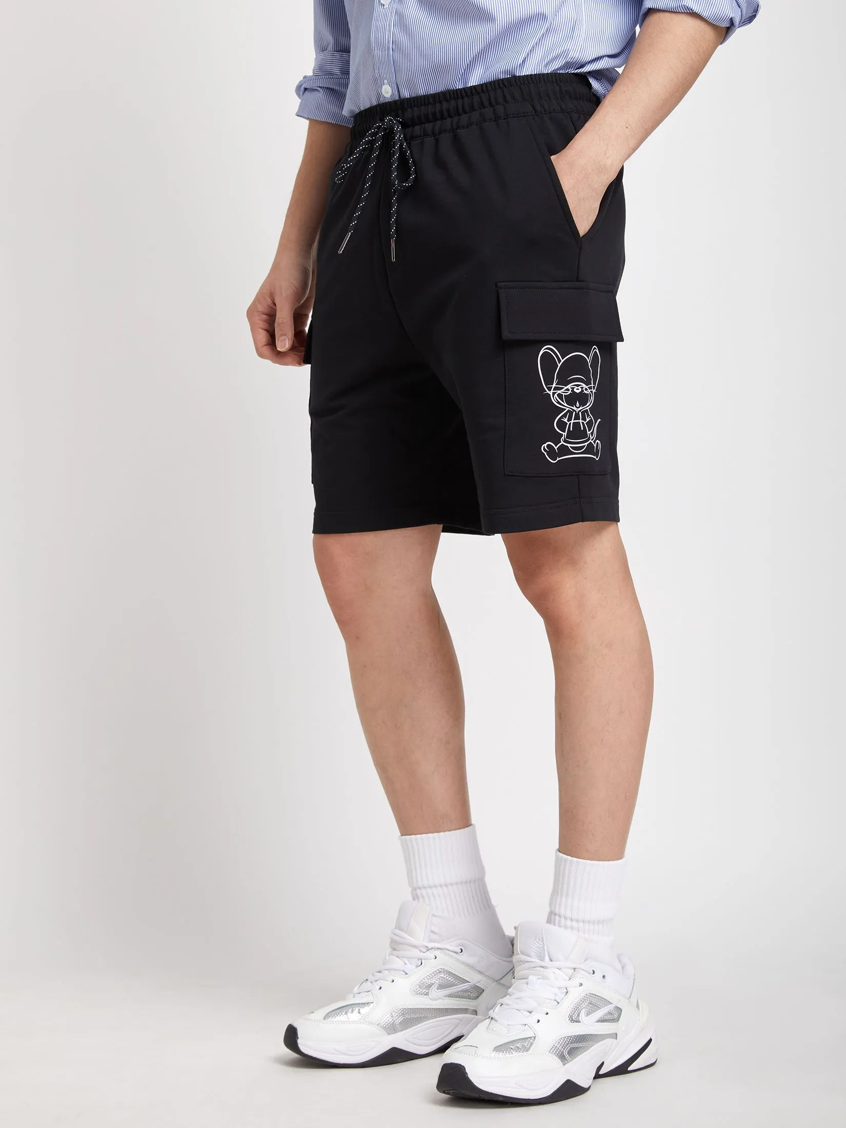 PACIFIC UNION Men Sweatshort Cargo Tom and Jerry Black PACIFIC UNION Men Sweatshort Cargo Tom and Jerry Black