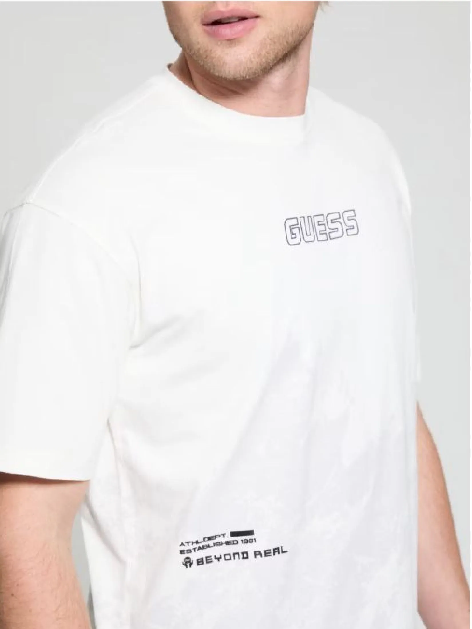 GUESS GUESS MEN Kocha Casual  T-Shirt  Z5GI05I3Z14  -  White GUESS GUESS MEN Kocha Casual  T-Shirt  Z5GI05I3Z14  -  White