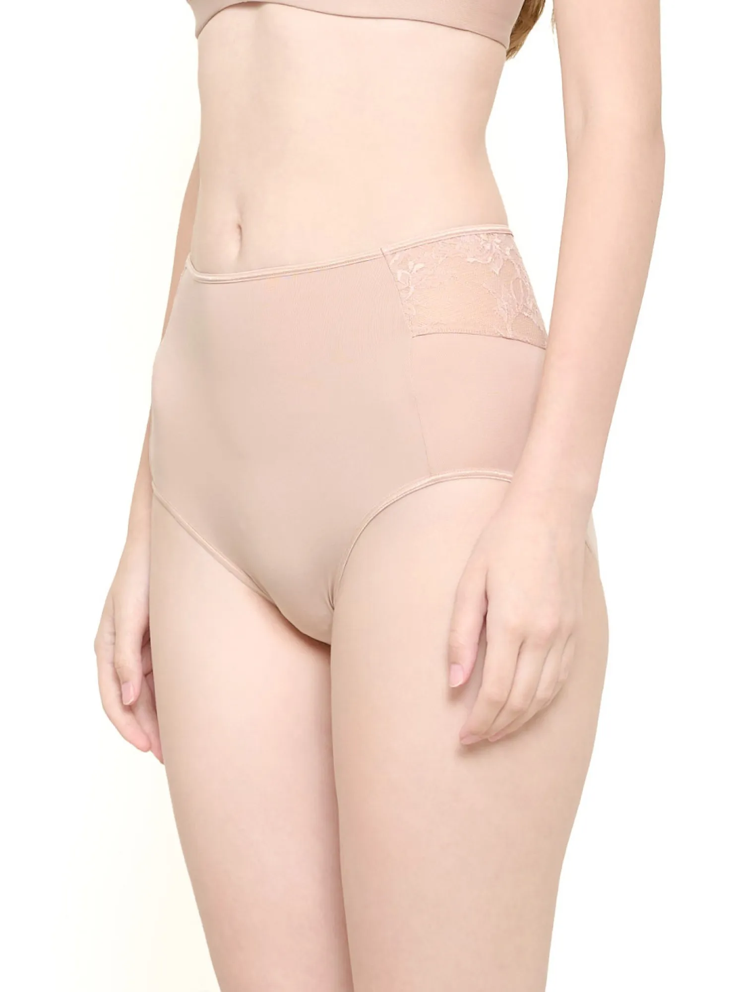WACOAL Women Cool Innovation Short Panty Beige WACOAL Women Cool Innovation Short Panty Beige