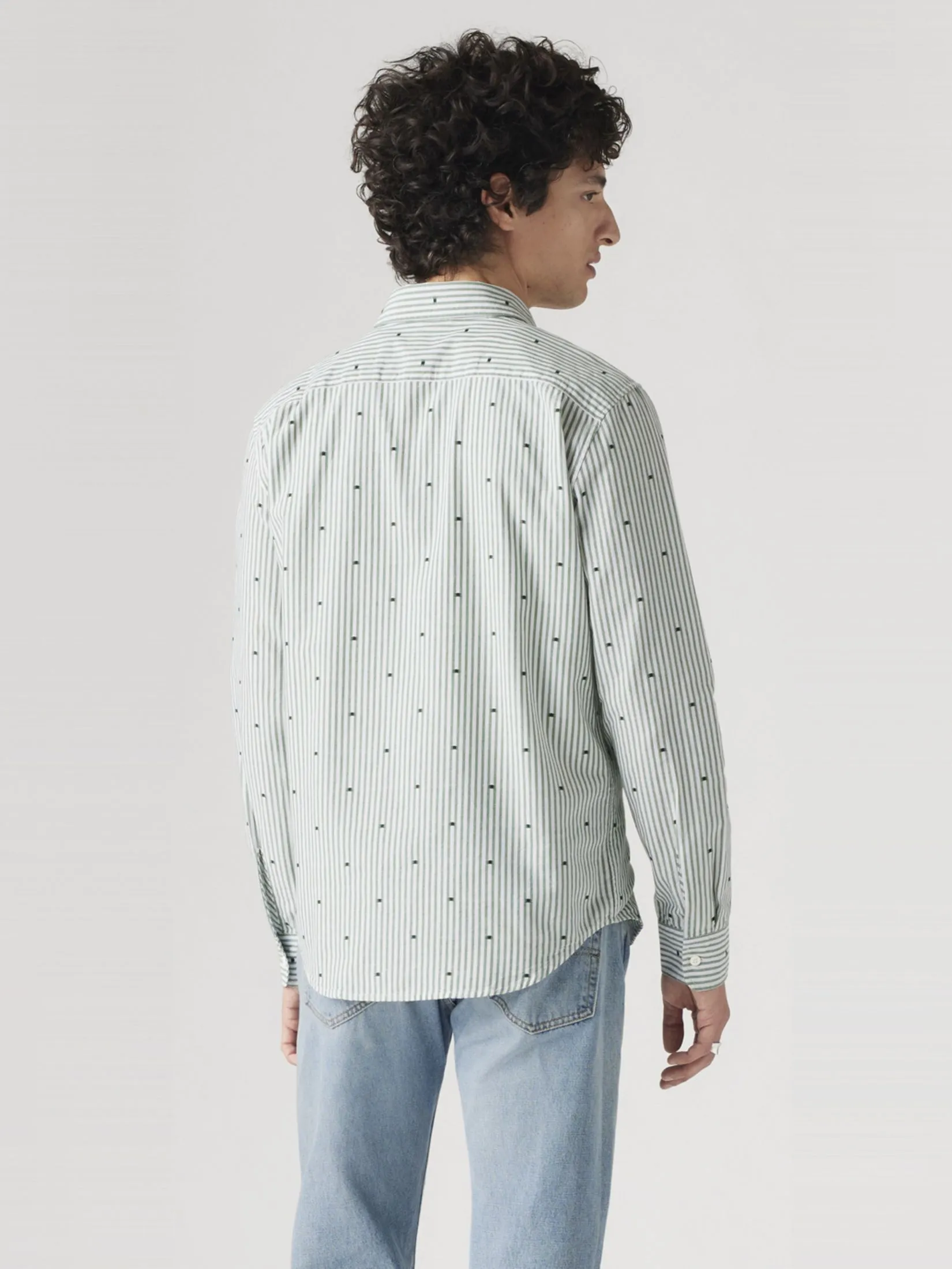 LEVI'S Men's Sunset Pocket Standard Fit Shirt  Green LEVI'S Men's Sunset Pocket Standard Fit Shirt  Green