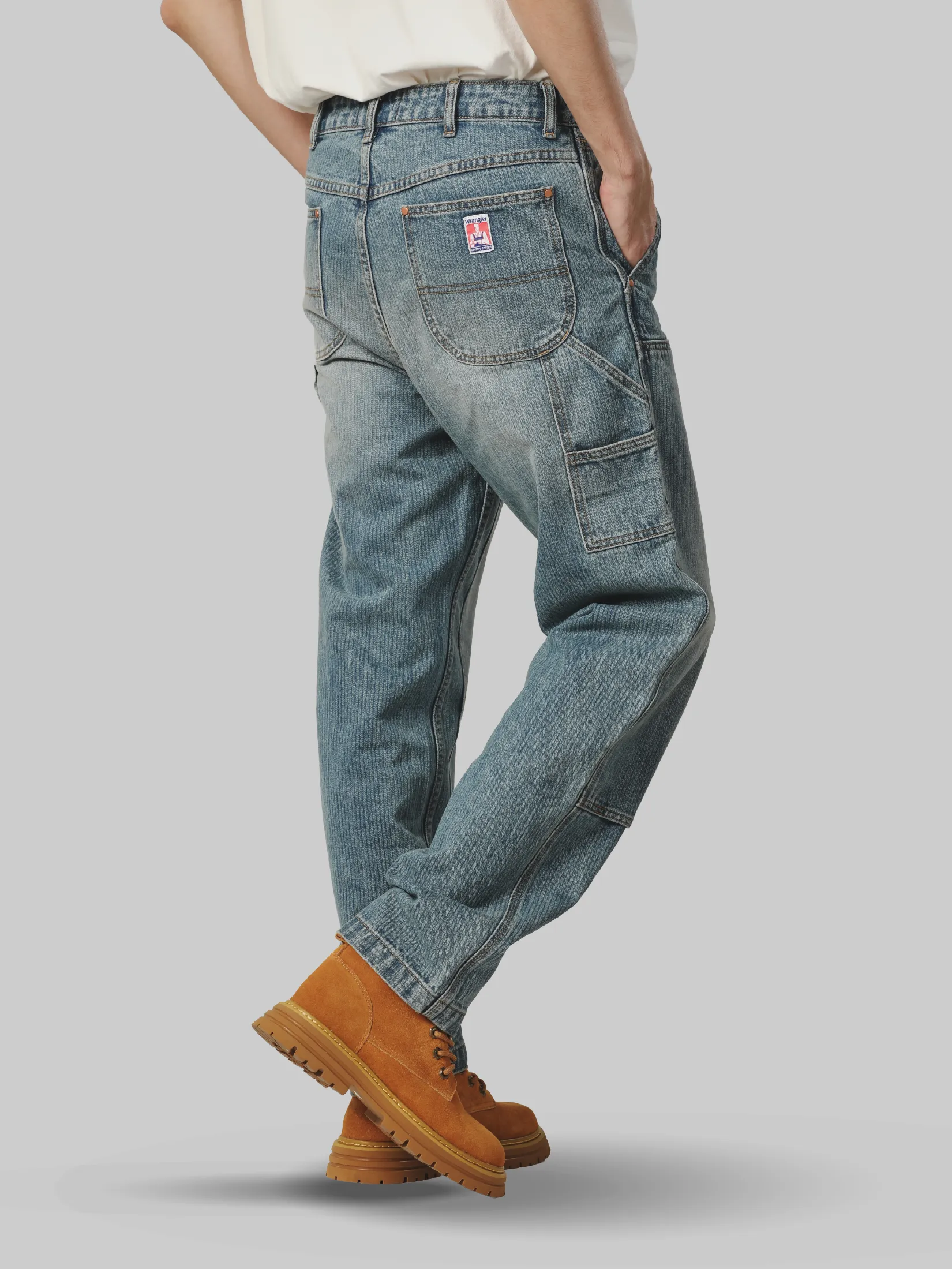 WRANGLER Men s Jeans Casey Jones Collection Mid double knees Fit Light Indigo WRANGLER Men s Jeans Casey Jones Collection Mid double knees Fit Light Indigo