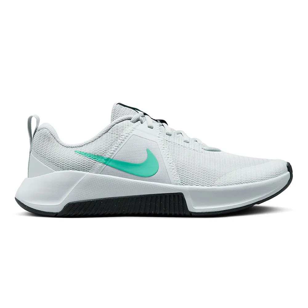 NIKE Men Training Shoes MC Trainer 3 White - NI083SH285ELTH NIKE Men Training Shoes MC Trainer 3 White - NI083SH285ELTH