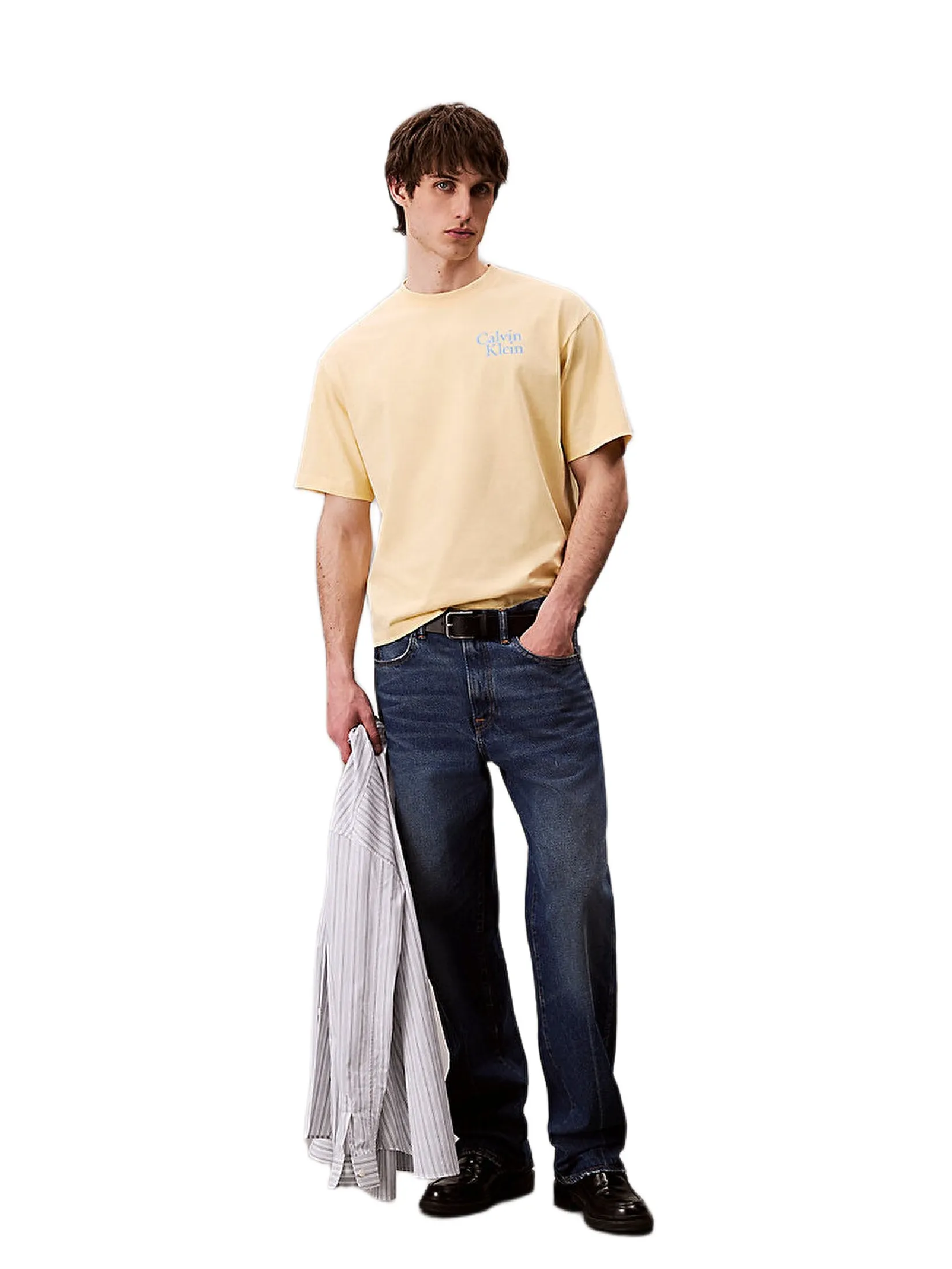 CALVIN KLEIN Men s Relaxed Fit Resort Logo Short Sleeve T-Shirt Light yellow CALVIN KLEIN Men s Relaxed Fit Resort Logo Short Sleeve T-Shirt Light yellow
