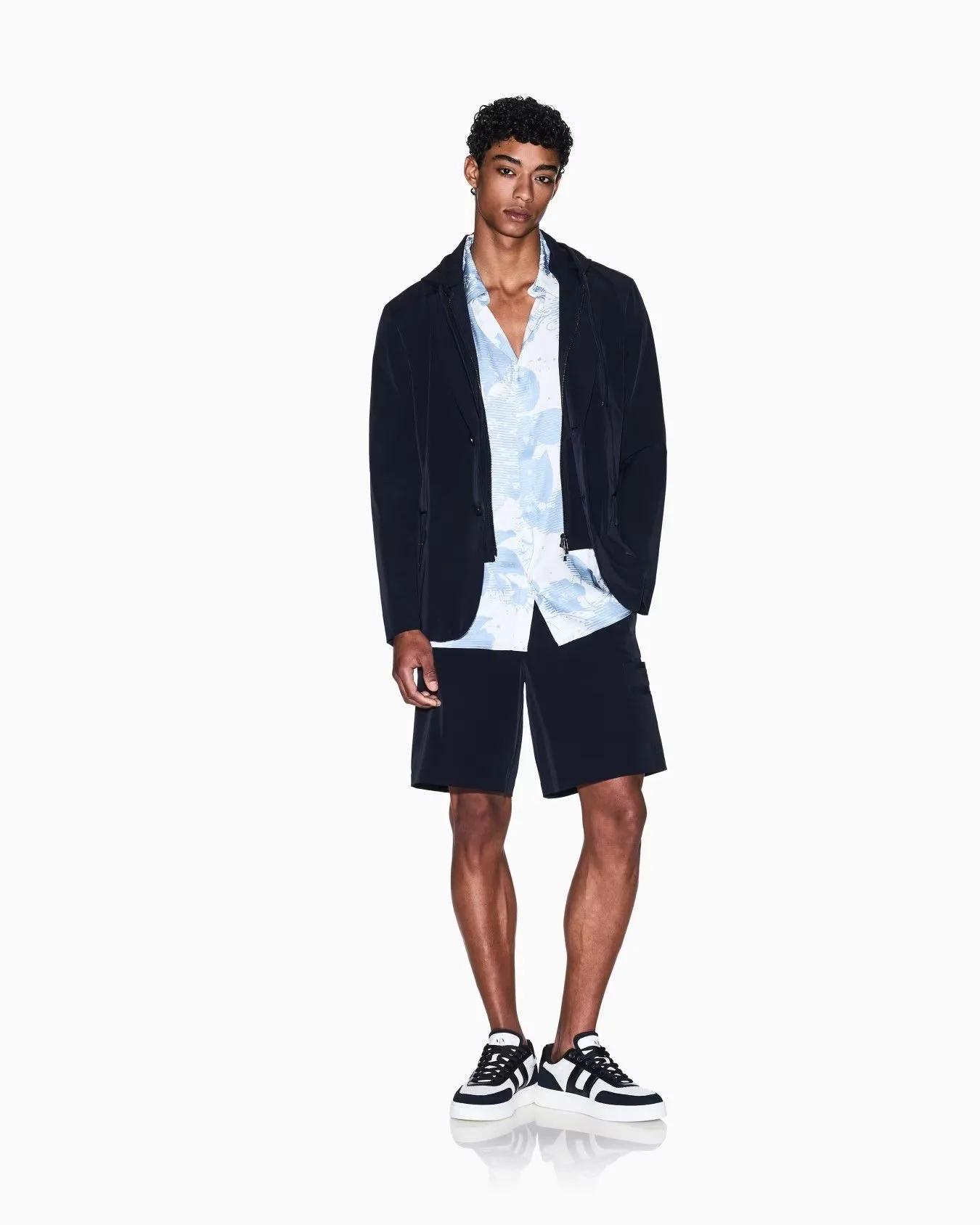 ARMANI EXCHANGE Blazer Male XM001199-AF16635-UB101 Navy Blue ARMANI EXCHANGE Blazer Male XM001199-AF16635-UB101 Navy Blue