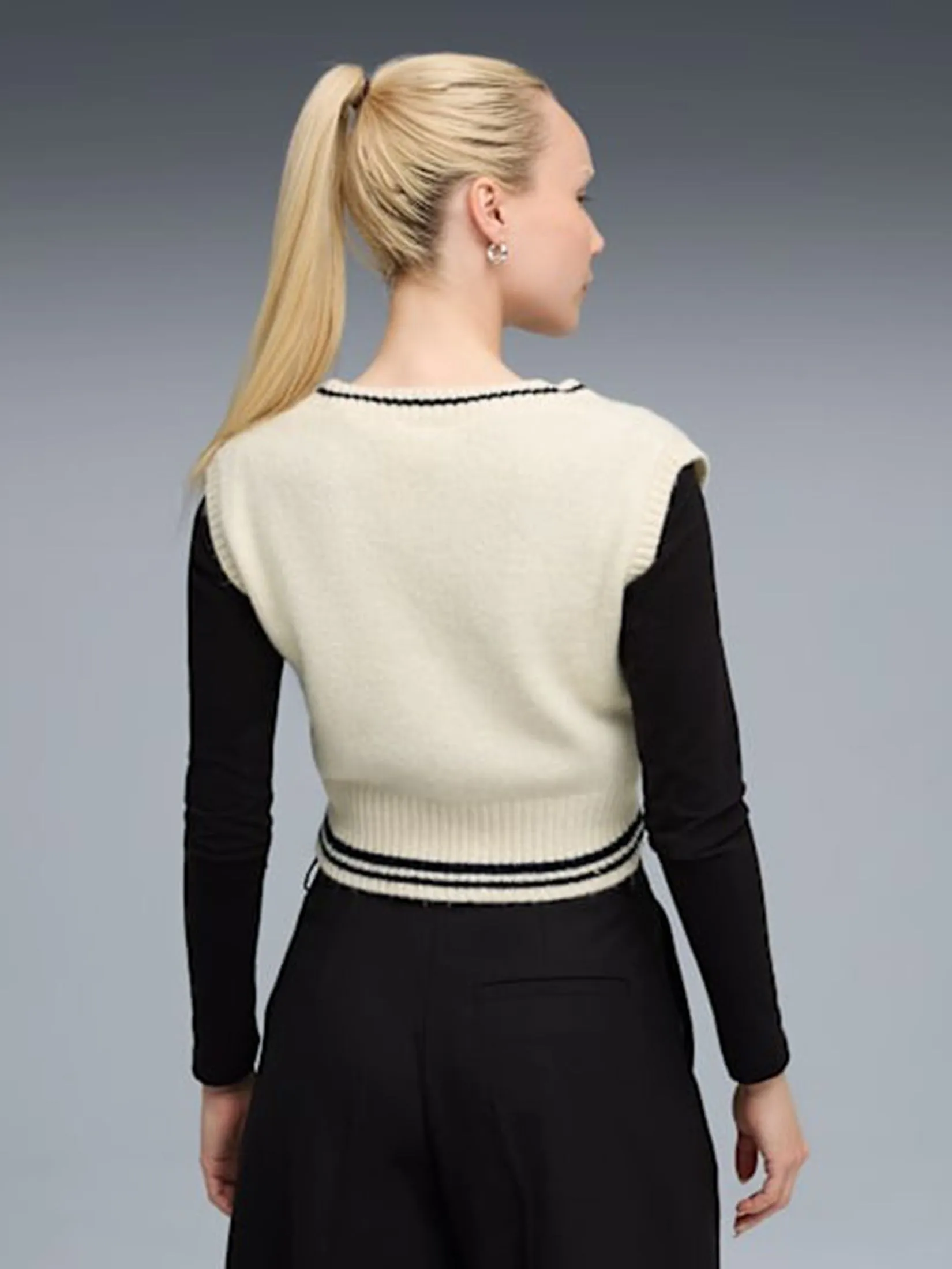 PUMA Women Vest Premium Essentials Alpine Snow