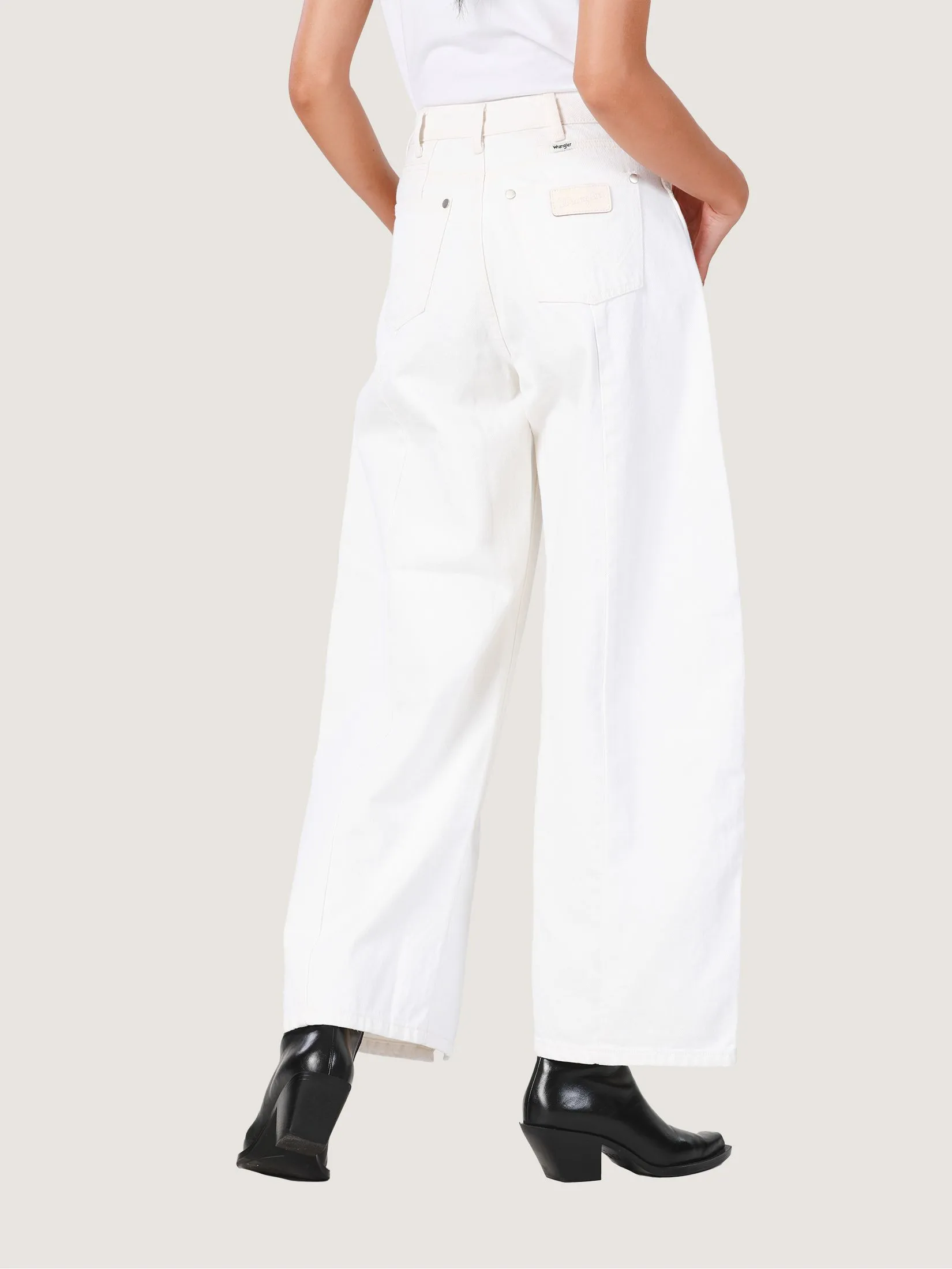 WRANGLER Women's Jeans Everyday with Wrangler Collection High Barrel Fit White