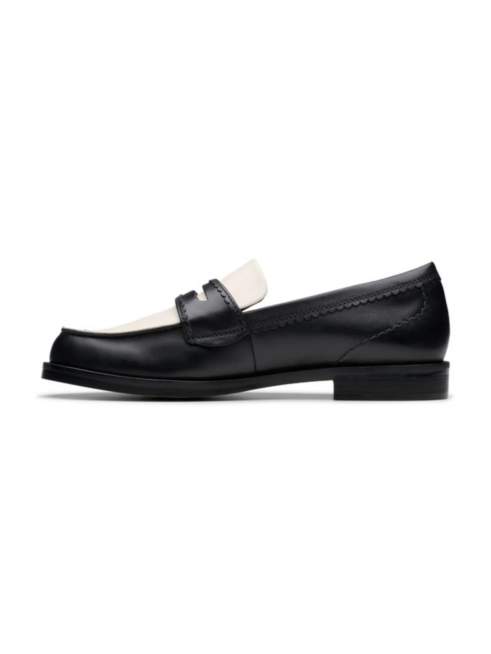 CLARKS Straven Edge Black Combination Leather Women’s Loafers