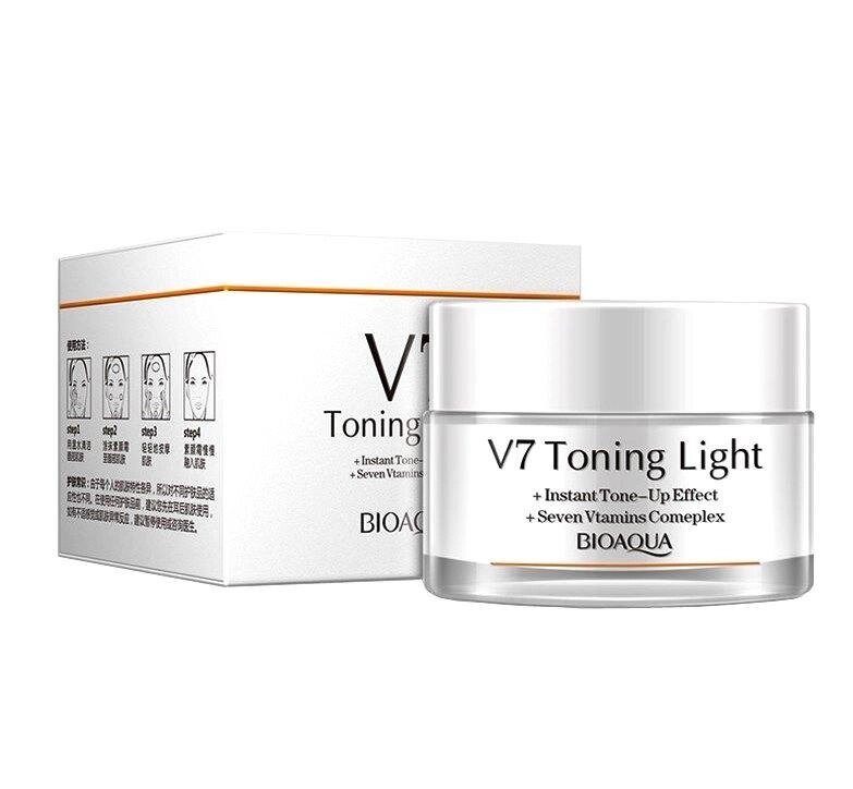 Крем дневной увлажняющий с Гиалуроновой Кислотой Bioaqua V7 Toning Light Cream, 50 мл. Таиланд