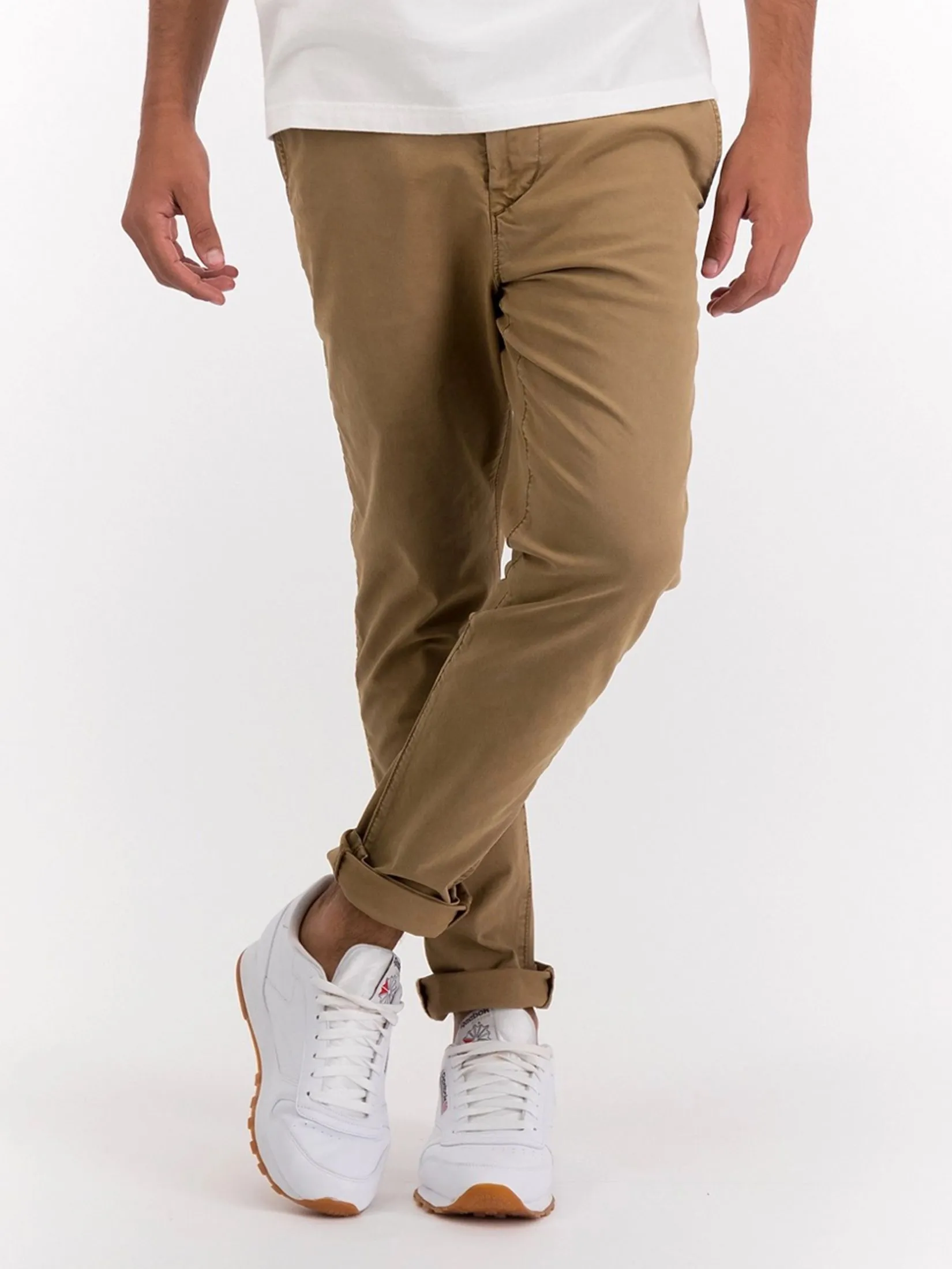 AMERICAN EAGLE MEN 4603 SLIM CHINO ROCKWELL 238 TOASTED ALMOND