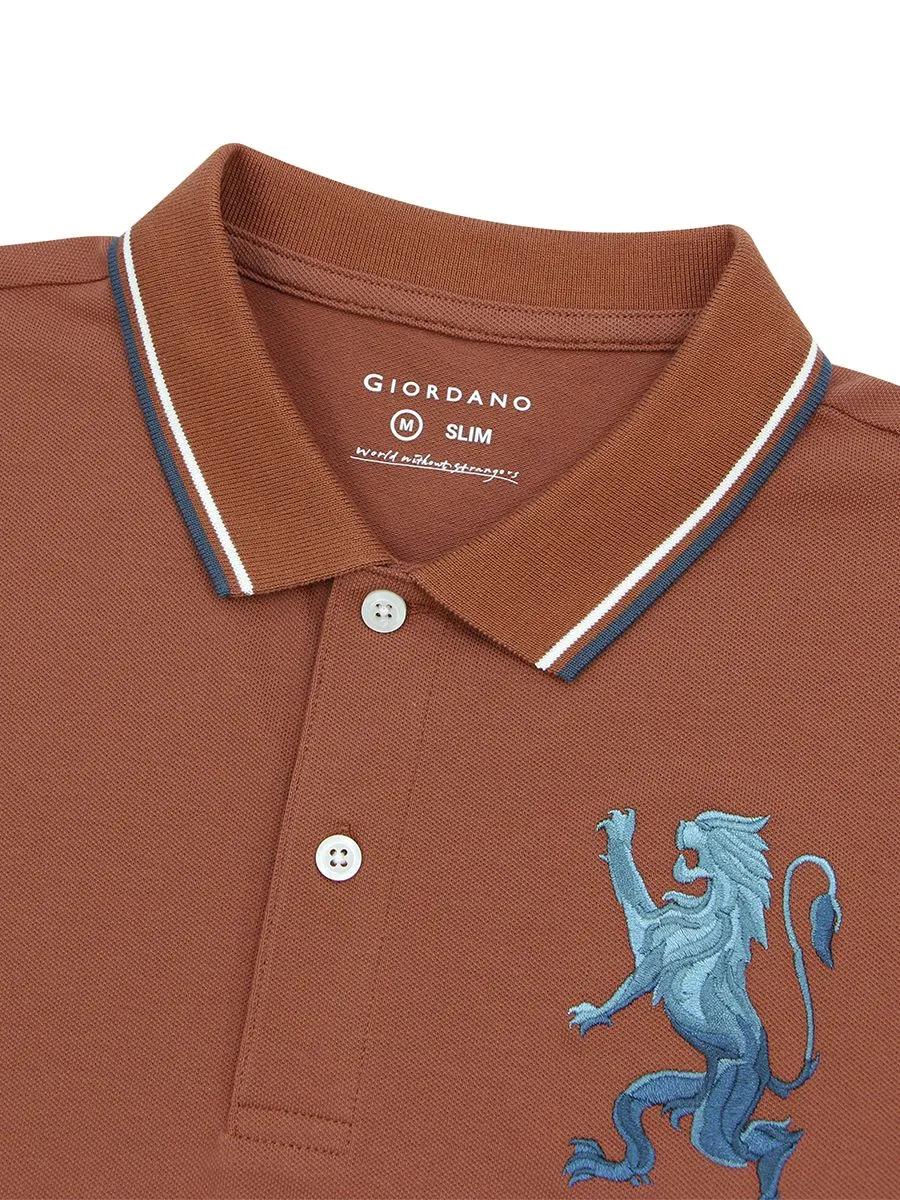 GIORDANO Men's Lycra Pique Embroidery Polo (3D Lion)  Coconut Shell brown