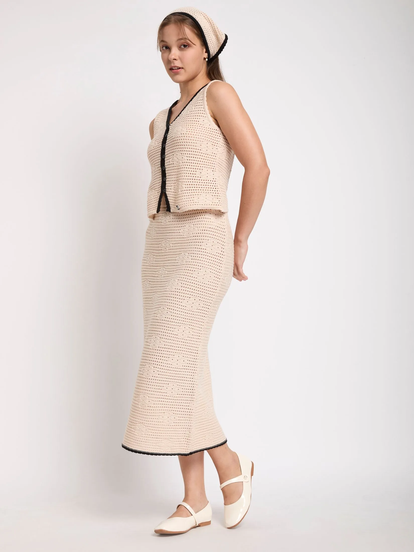 LOLITA Women Top Sleeveless V-Neck Knit Vest