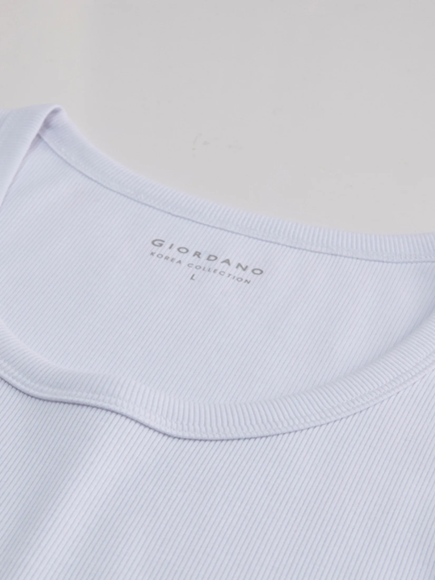 GIORDANO Men's Online Exclusive Slim Rib Tank Top (Korea) White