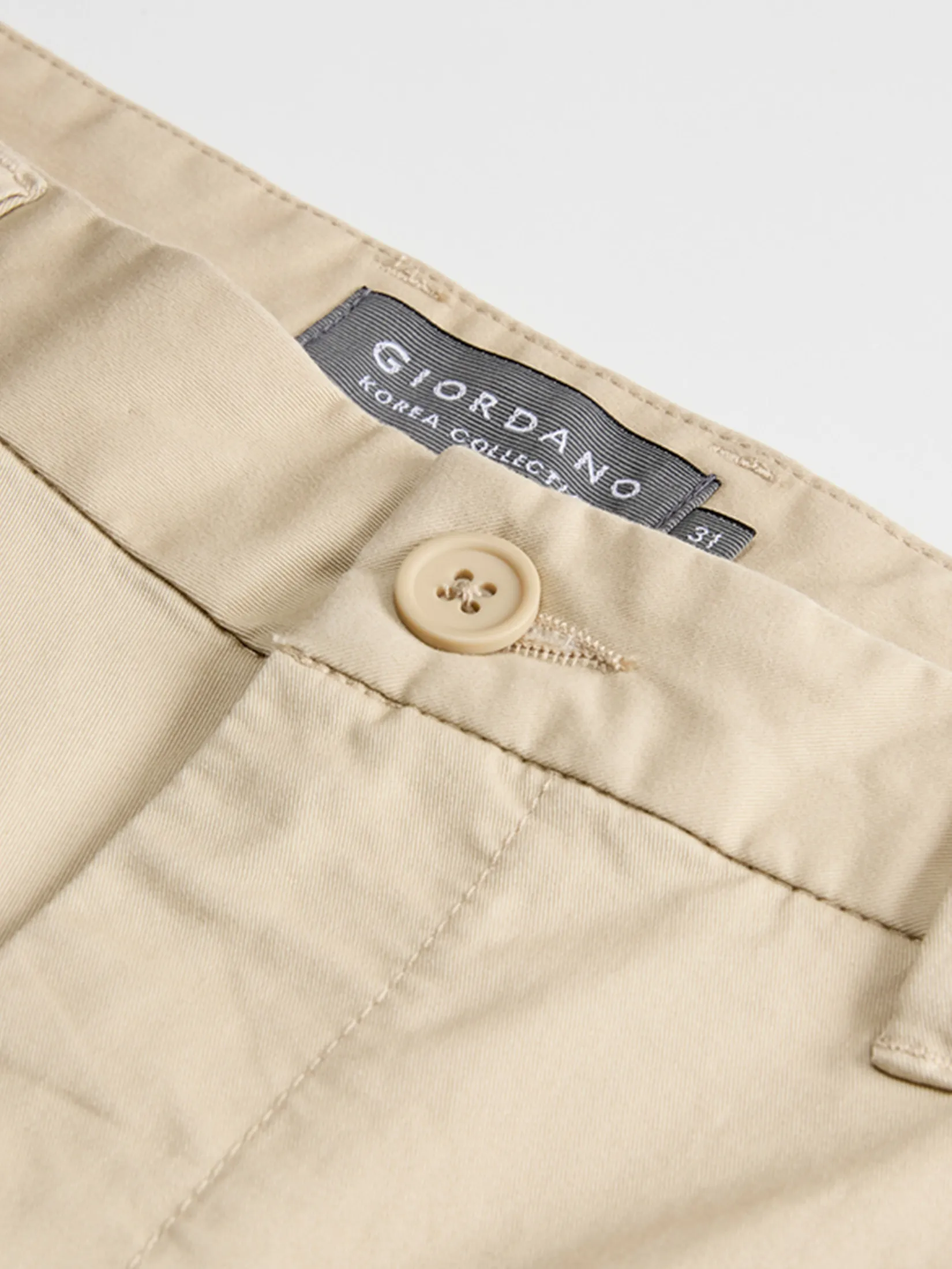 GIORDANO Men s Online Exclusive Regular Summer Shorts (Korea) Khaki