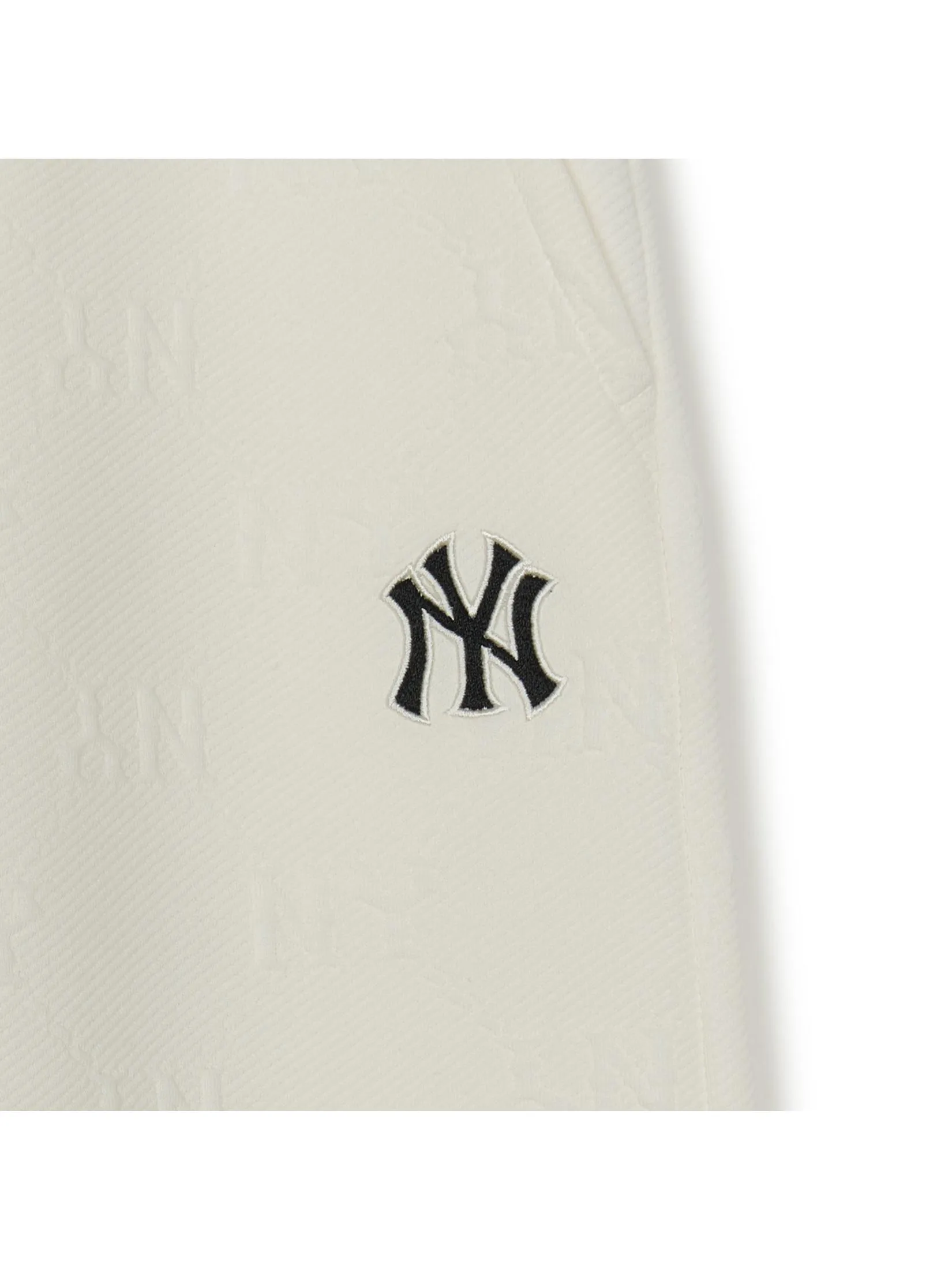 MLB Unisex Tone-On-Tone Jacquard Dia Monogram 7  Shorts Model 3ASPM0453 50IVS Ivory