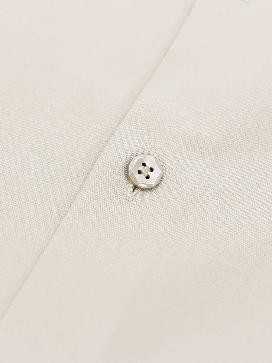 GIORDANO Men's Twill Easy Care Shirts   Cockle Shell khaki