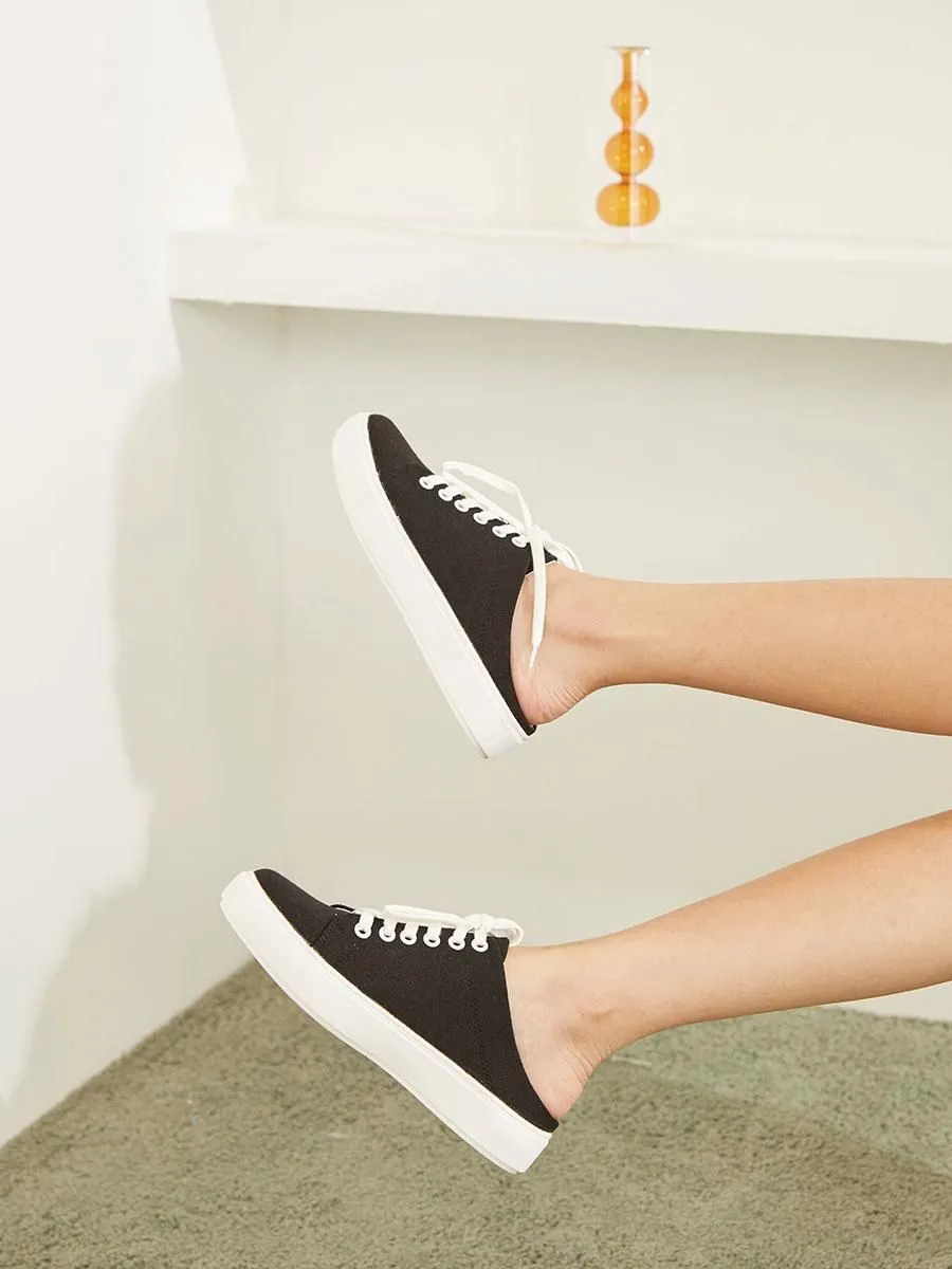 BUCKLE ME Slip-on Canvas BM20BK Black