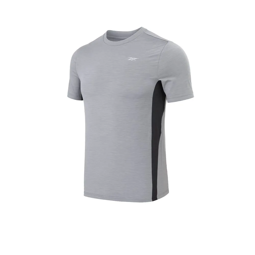 REEBOK Chill Men Running T-Shirt Grey - RE099AP561ENTH Size - S