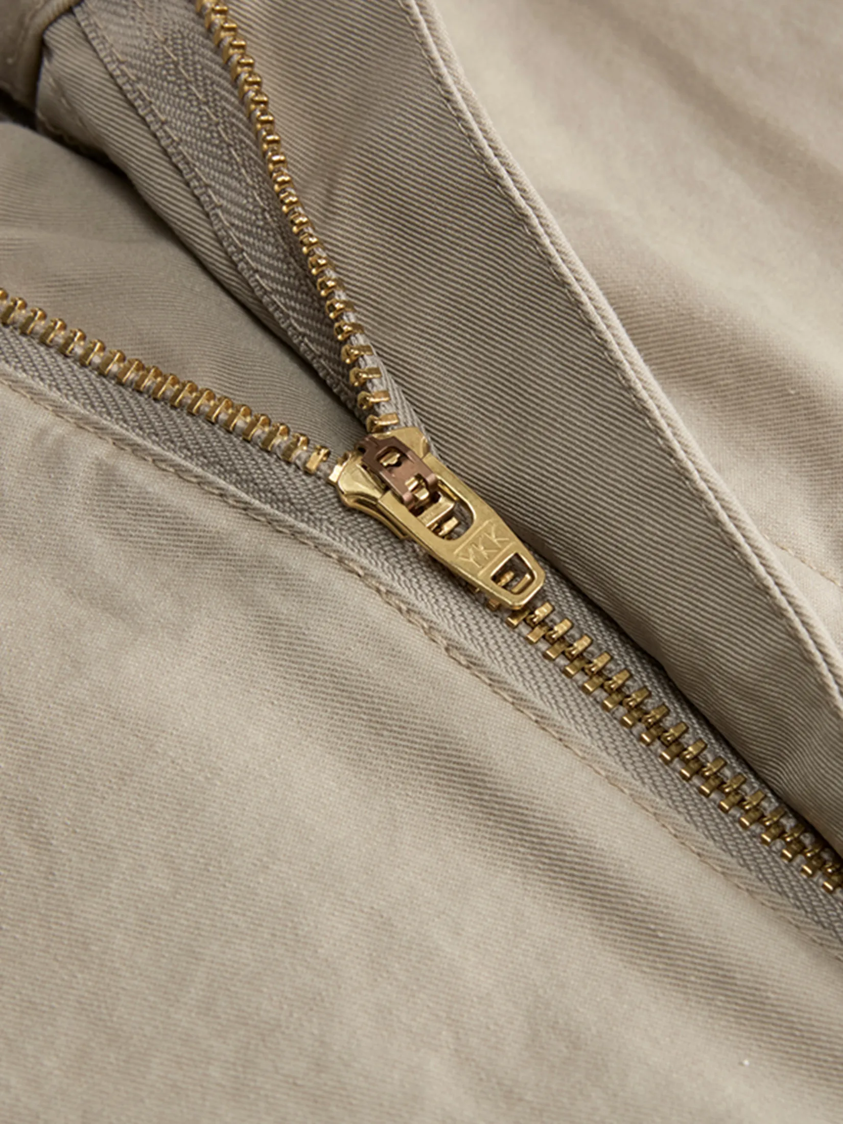 GIORDANO Men s Online Exclusive Wide Leg Pants (Korea) Khaki