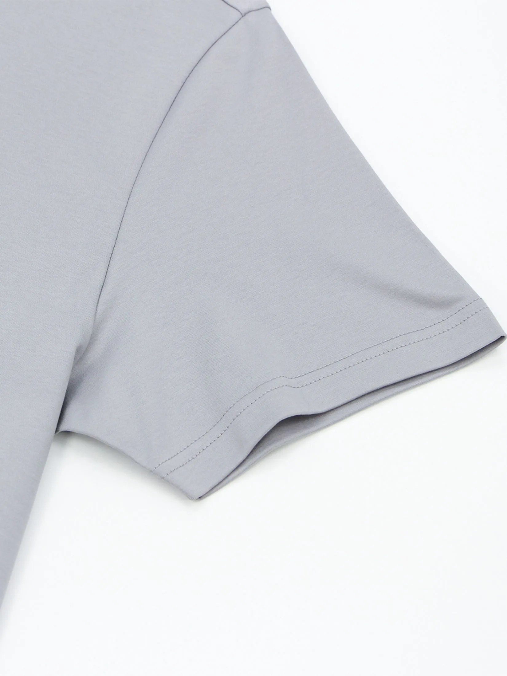 GIORDANO Men's Slim Cotton Embroidery Tee (Liquid Touch) Light Grey