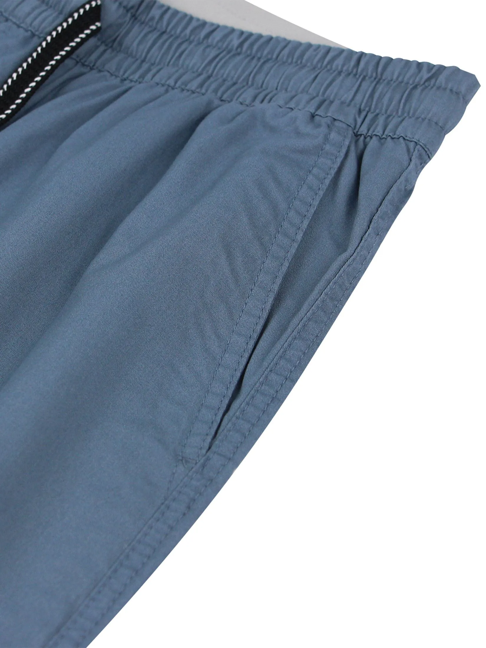 GIORDANO Men's Relaxed Bermuda Shorts Neptune Blue