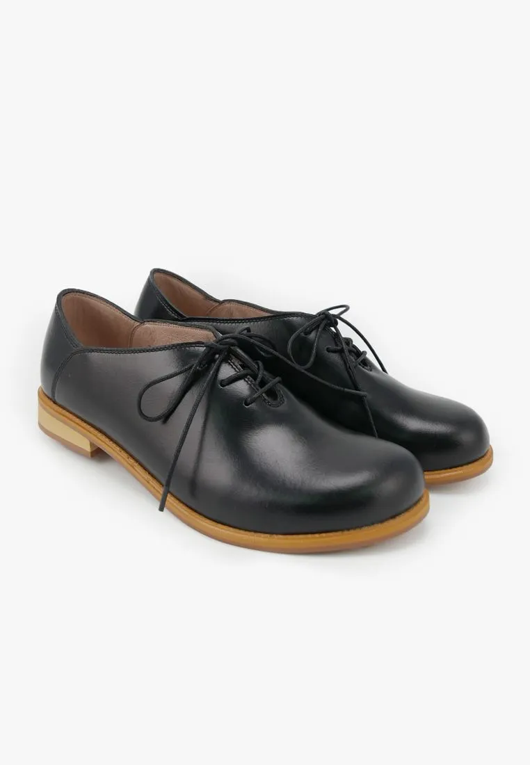 LUIGI BATANI Black Derby Leather Lace Up Shoes